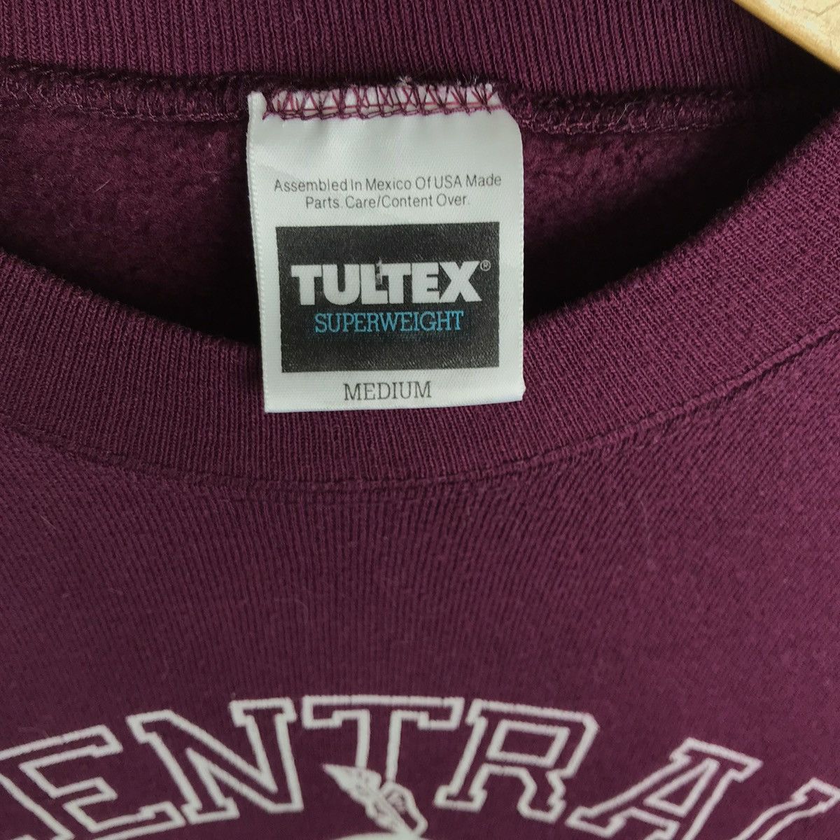 Vintage Vintage Central Little Maroons Sioux Iowa College Size US M / EU 48-50 / 2 - 5 Thumbnail