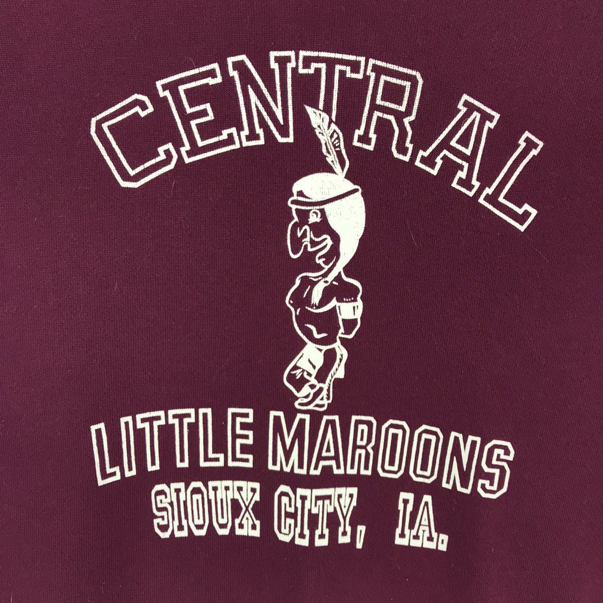 Vintage Vintage Central Little Maroons Sioux Iowa College Size US M / EU 48-50 / 2 - 4 Thumbnail