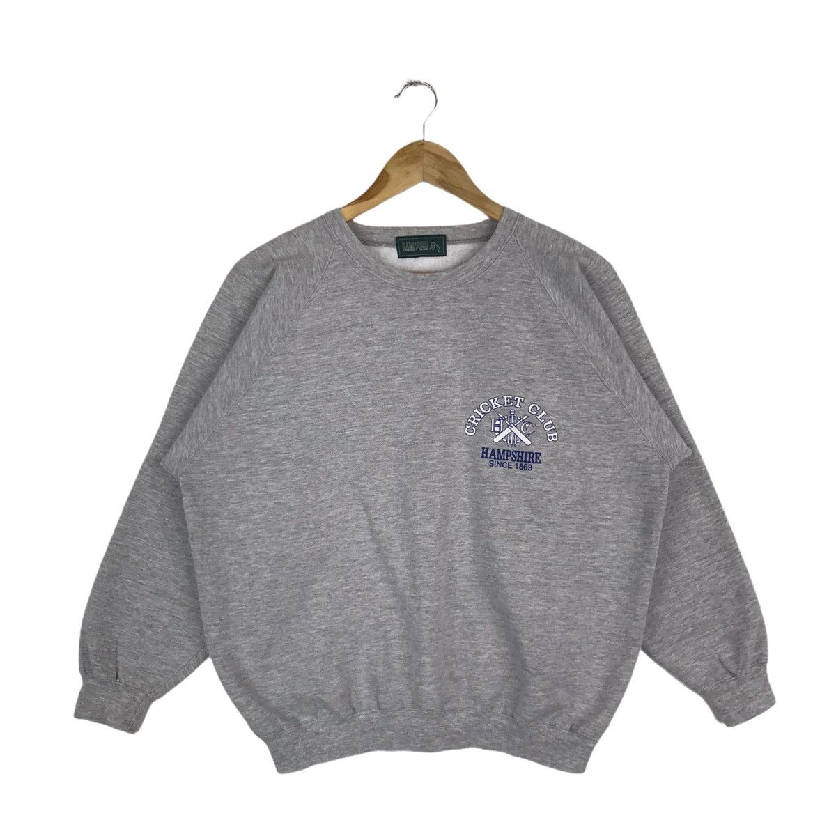 Vintage Vintage Hampshire Cricket Club Essentials Sweatshirt Size US L / EU 52-54 / 3 - 1 Thumbnail