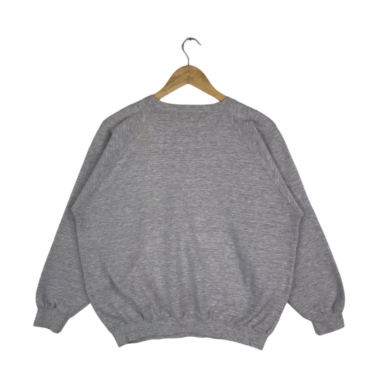 Vintage Vintage Hampshire Cricket Club Essentials Sweatshirt Size US L / EU 52-54 / 3 - 4 Thumbnail