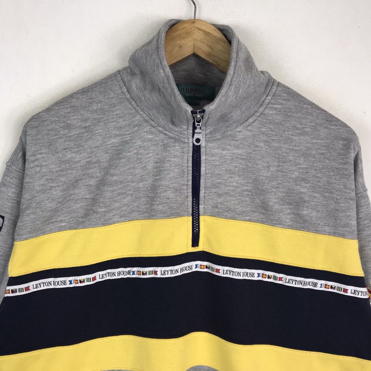 Sports Specialties × Vintage Vintage Leyton House Versus Sports Half Zipper Sweatshirt Size US L / EU 52-54 / 3 - 5 Thumbnail