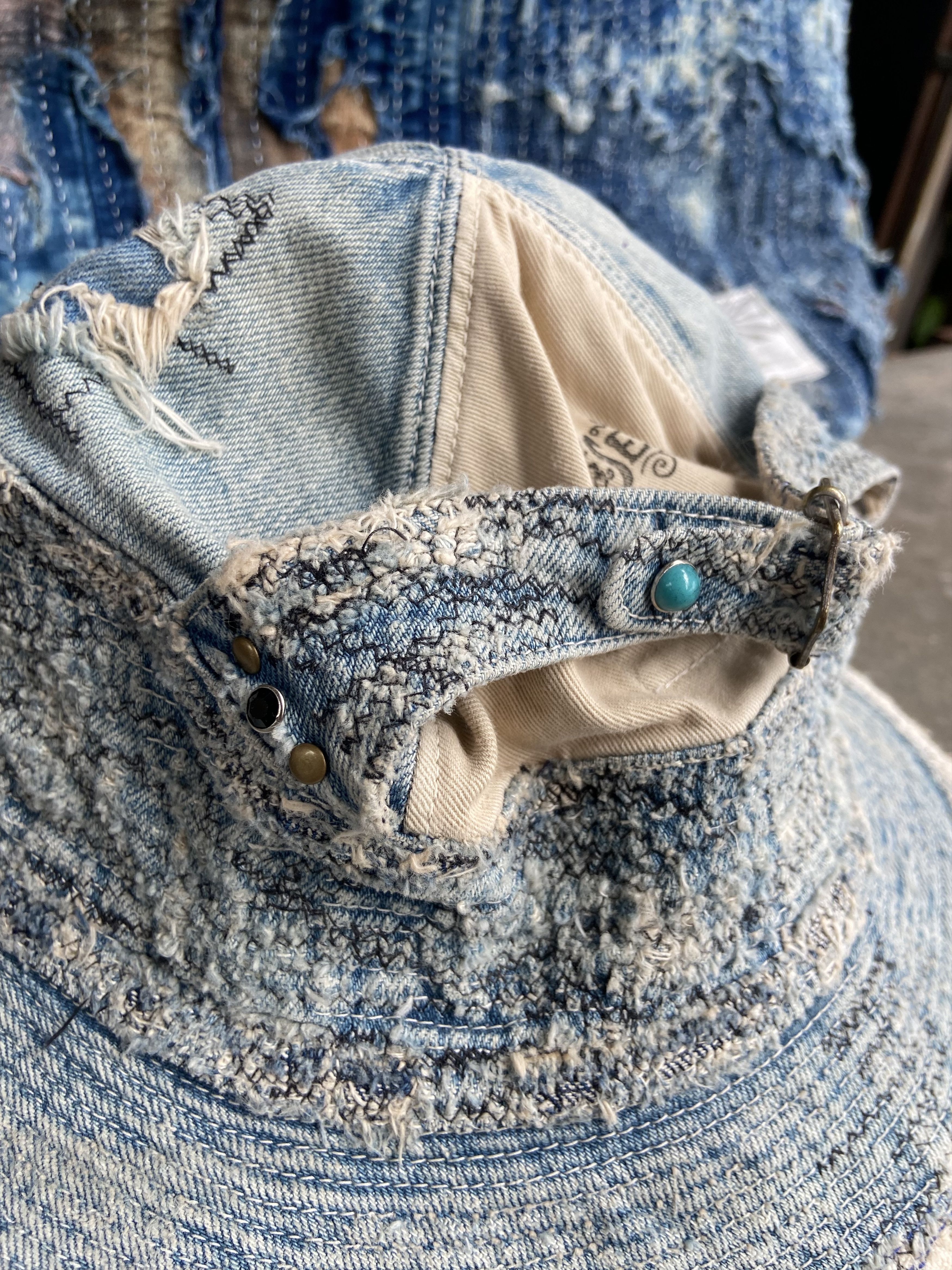 Japanese Brand 🧵KAPITAL OLD MAN AND THE SEA BUCKET HAT Size ONE SIZE - 9 Thumbnail