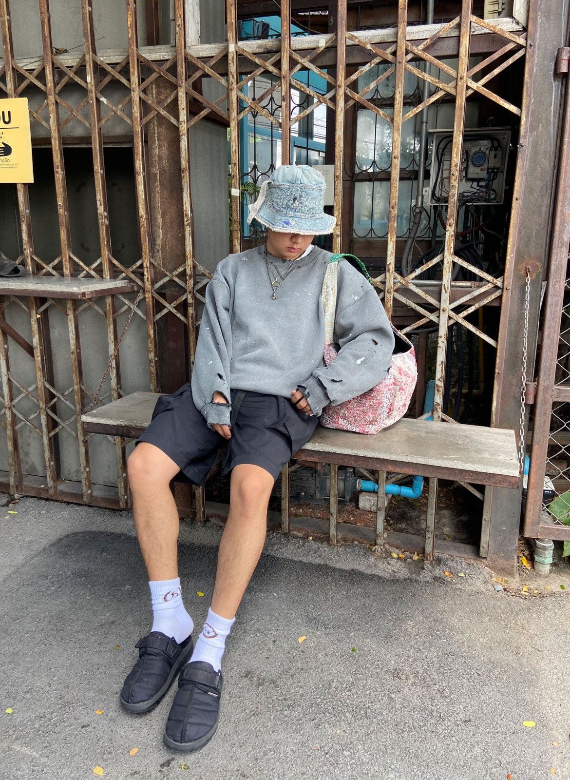 Japanese Brand 🧵KAPITAL OLD MAN AND THE SEA BUCKET HAT Size ONE SIZE - 2 Thumbnail