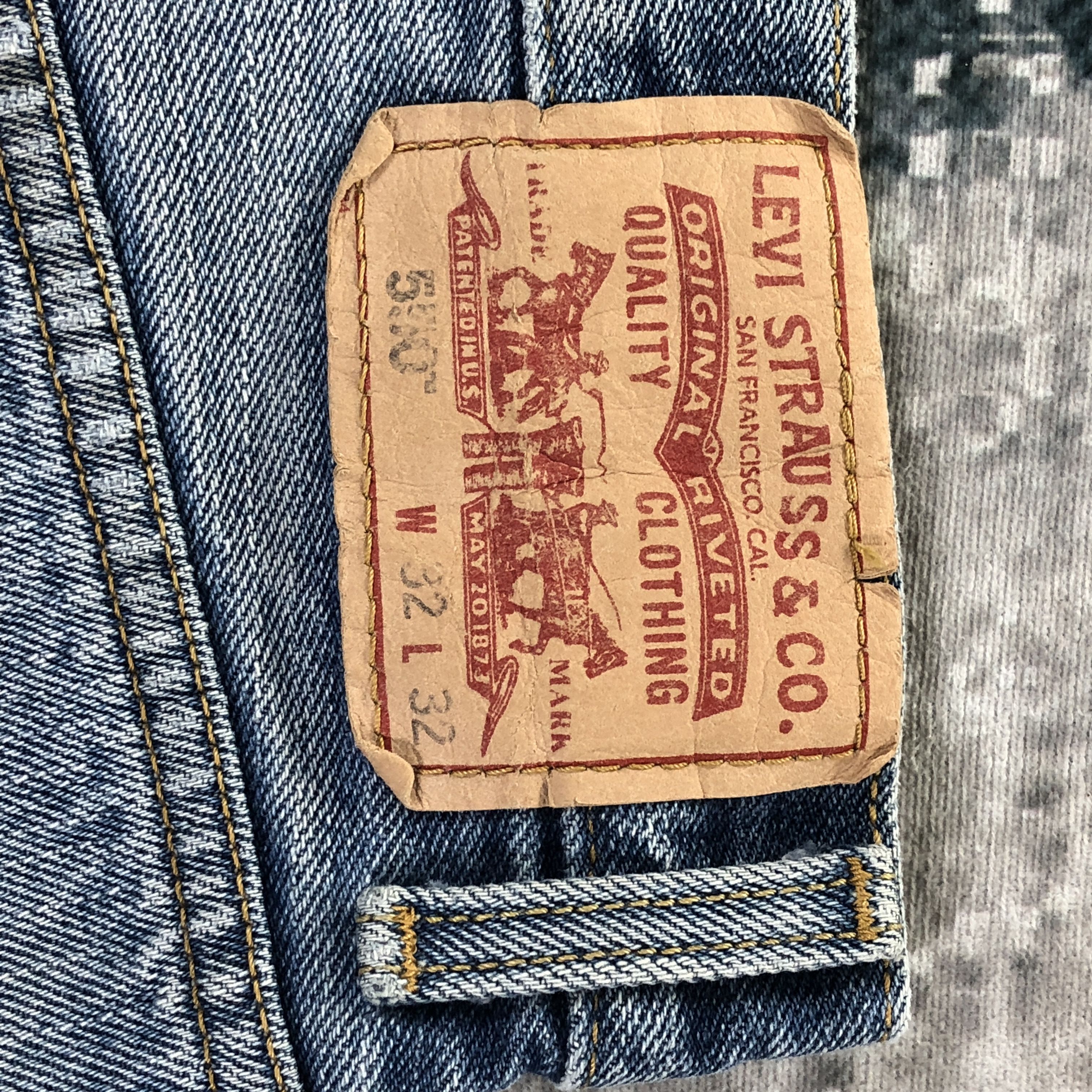 Levi's Vintage Levis 550 jeans Medium Wash Size US 31 - 7 Thumbnail