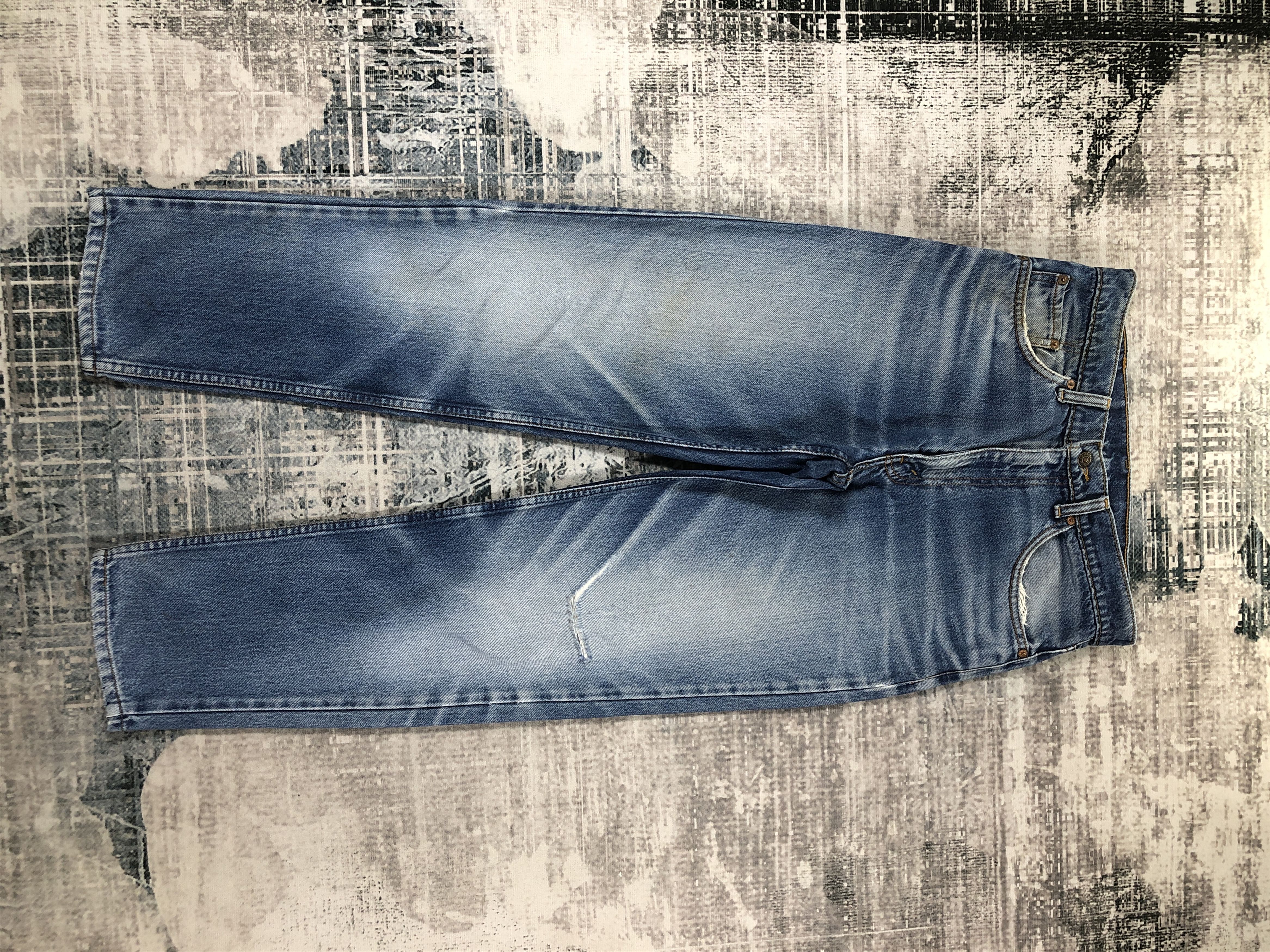 Levi's Vintage Levis 359 Jeans Faded Blue Denim Size US 29 - 1 Thumbnail