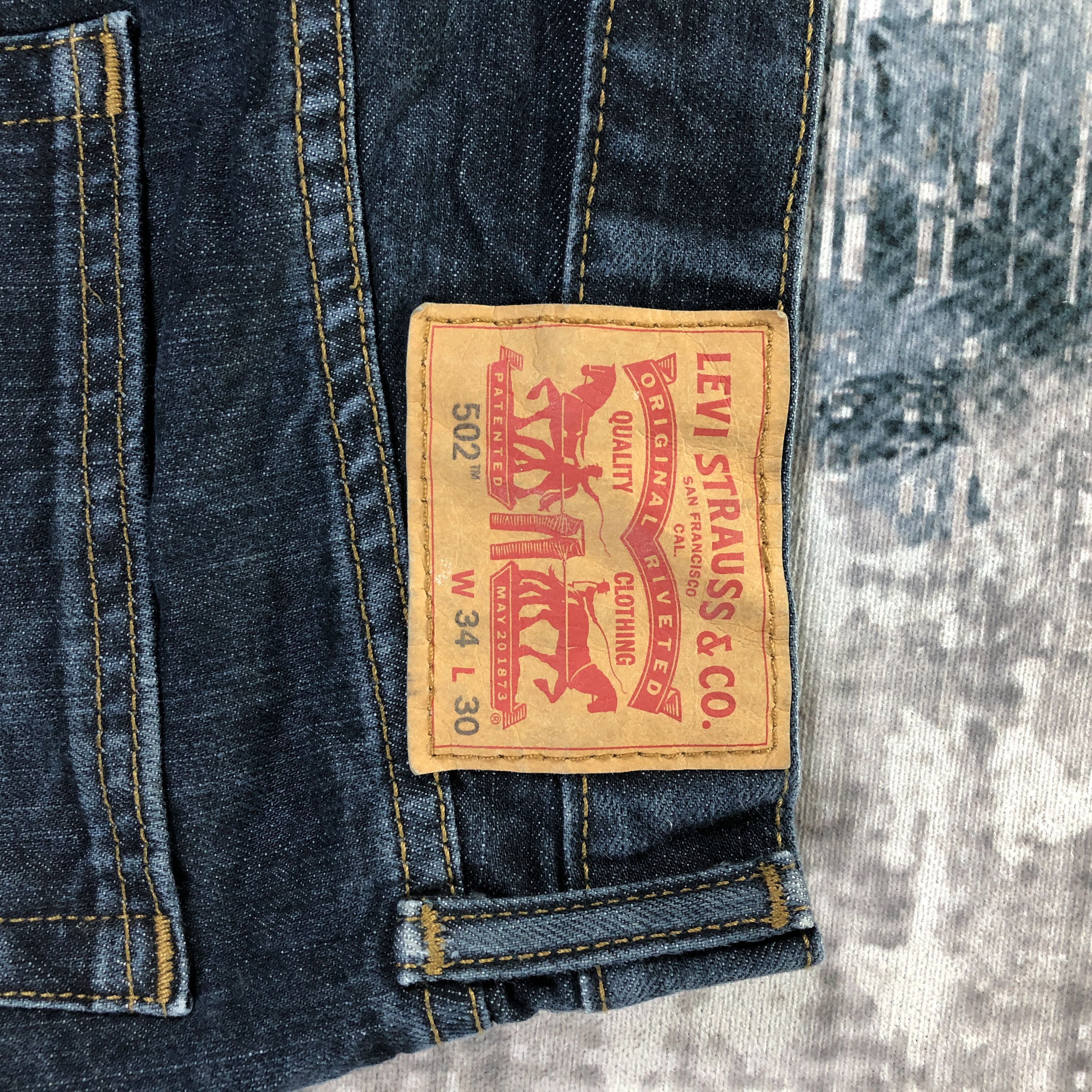 Levi's Levis 502 Jeans Dark Blue Size US 33 - 8 Thumbnail