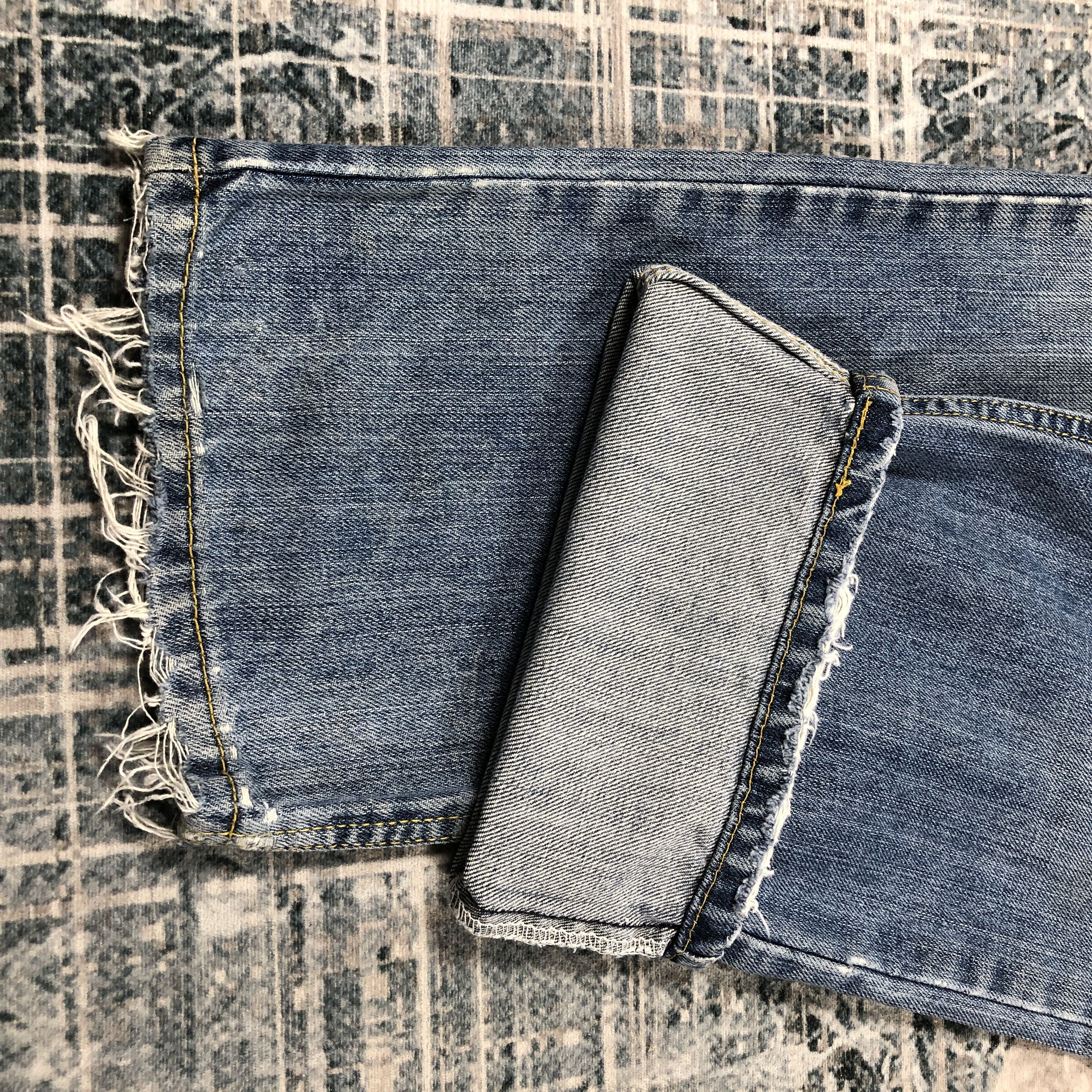 Levi's Vintage Levis 505 Distressed Medium Wash Size US 31 - 8 Thumbnail