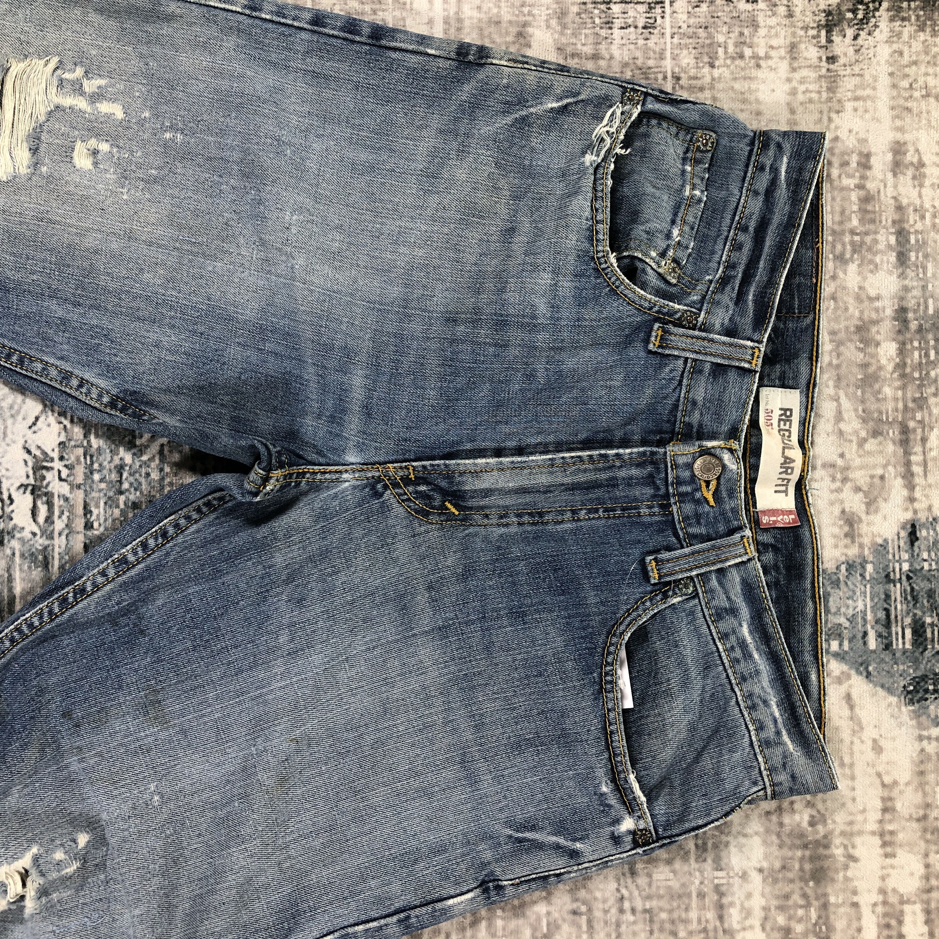 Levi's Vintage Levis 505 Distressed Medium Wash Size US 31 - 3 Thumbnail