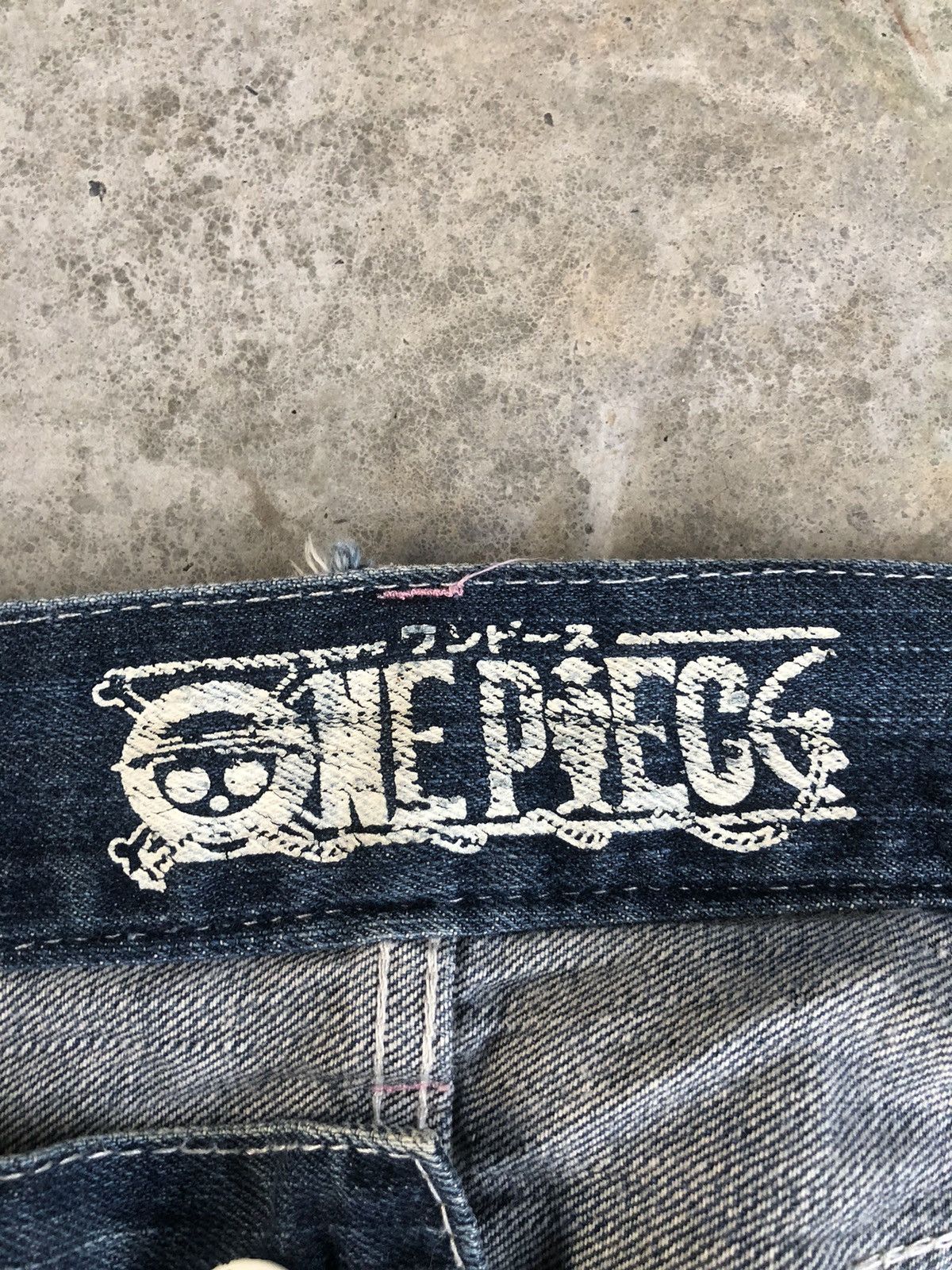 Anime Japanese One piece Painted Distressed Jeans Size US 36 / EU 52 - 15 Thumbnail