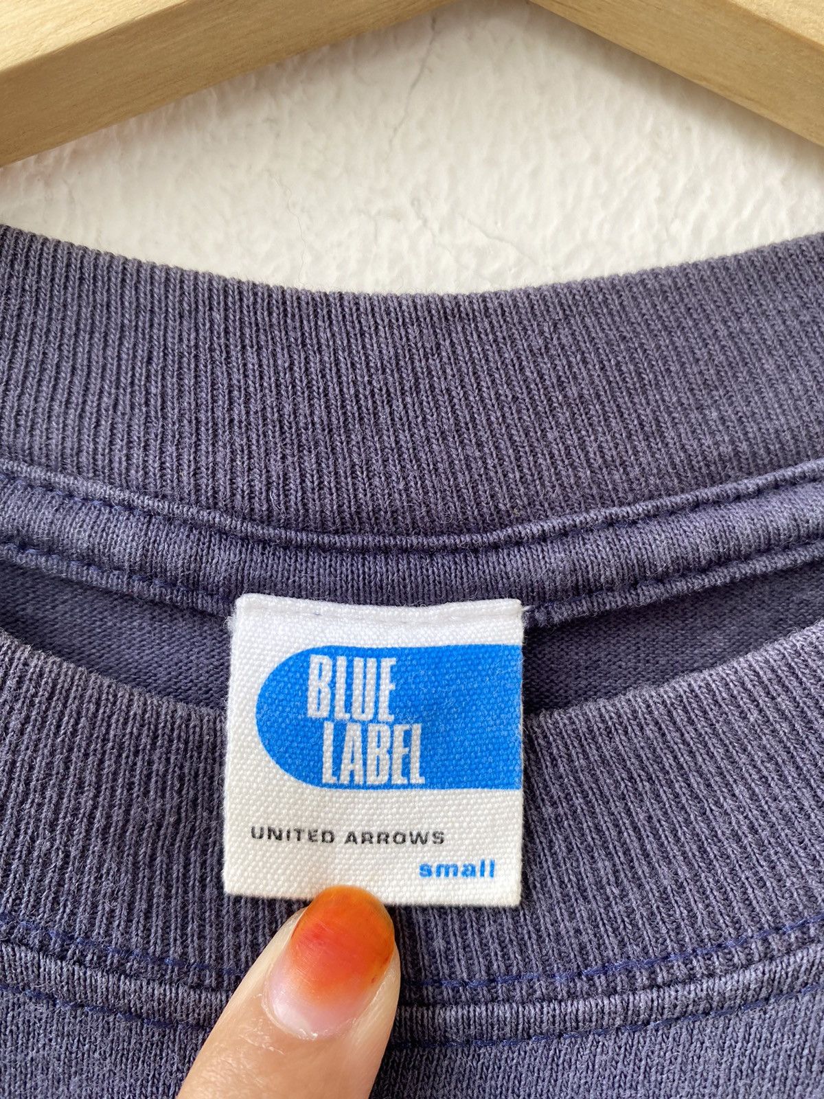 Japanese Brand Vintage Blue Label Spellout Japanese Brand Longsleeve Tee Size US S / EU 44-46 / 1 - 5 Thumbnail