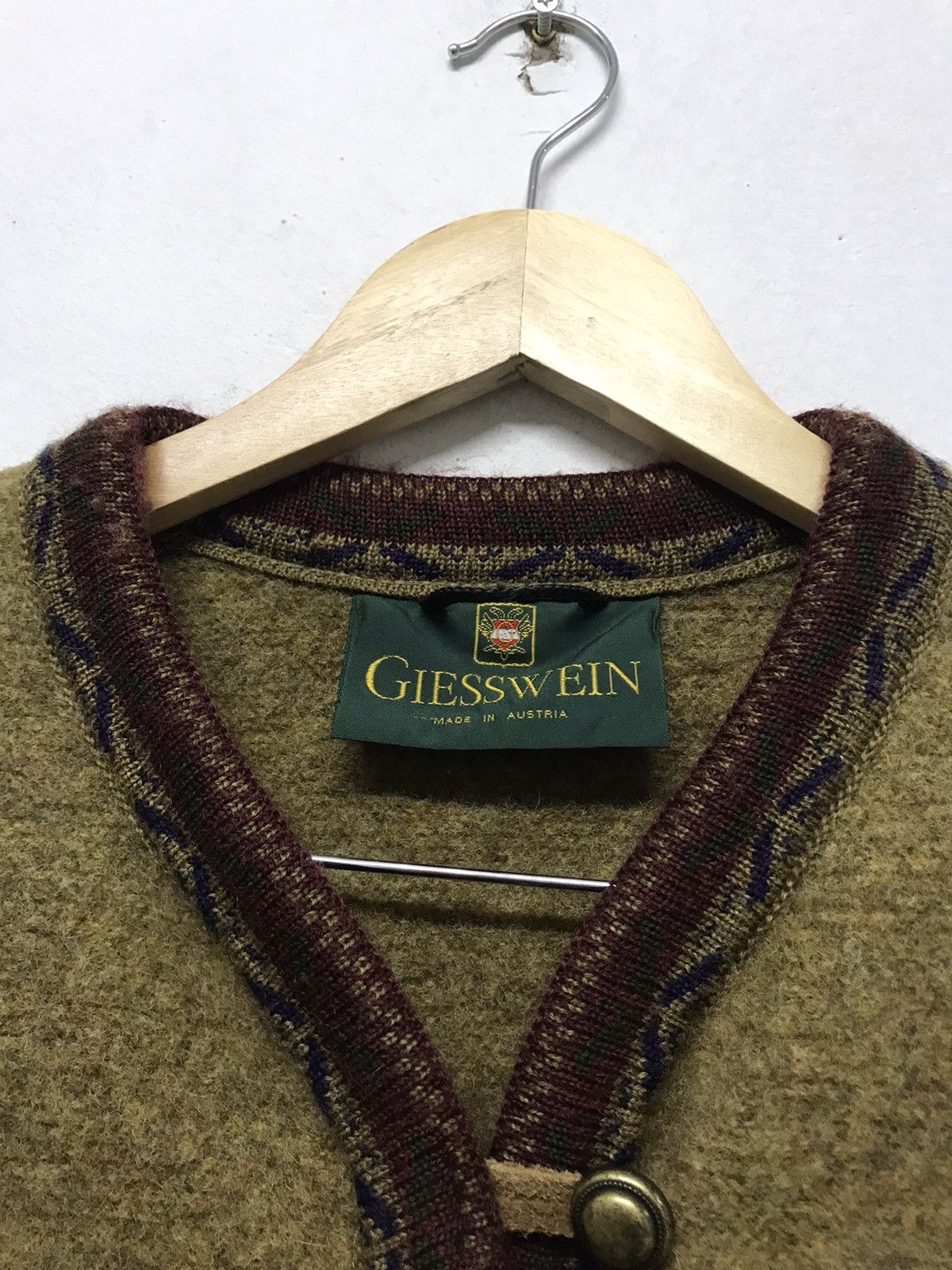 Aran Isles Knitwear Vintage Giesswein Wool Jacket Size US M / EU 48-50 / 2 - 5 Thumbnail