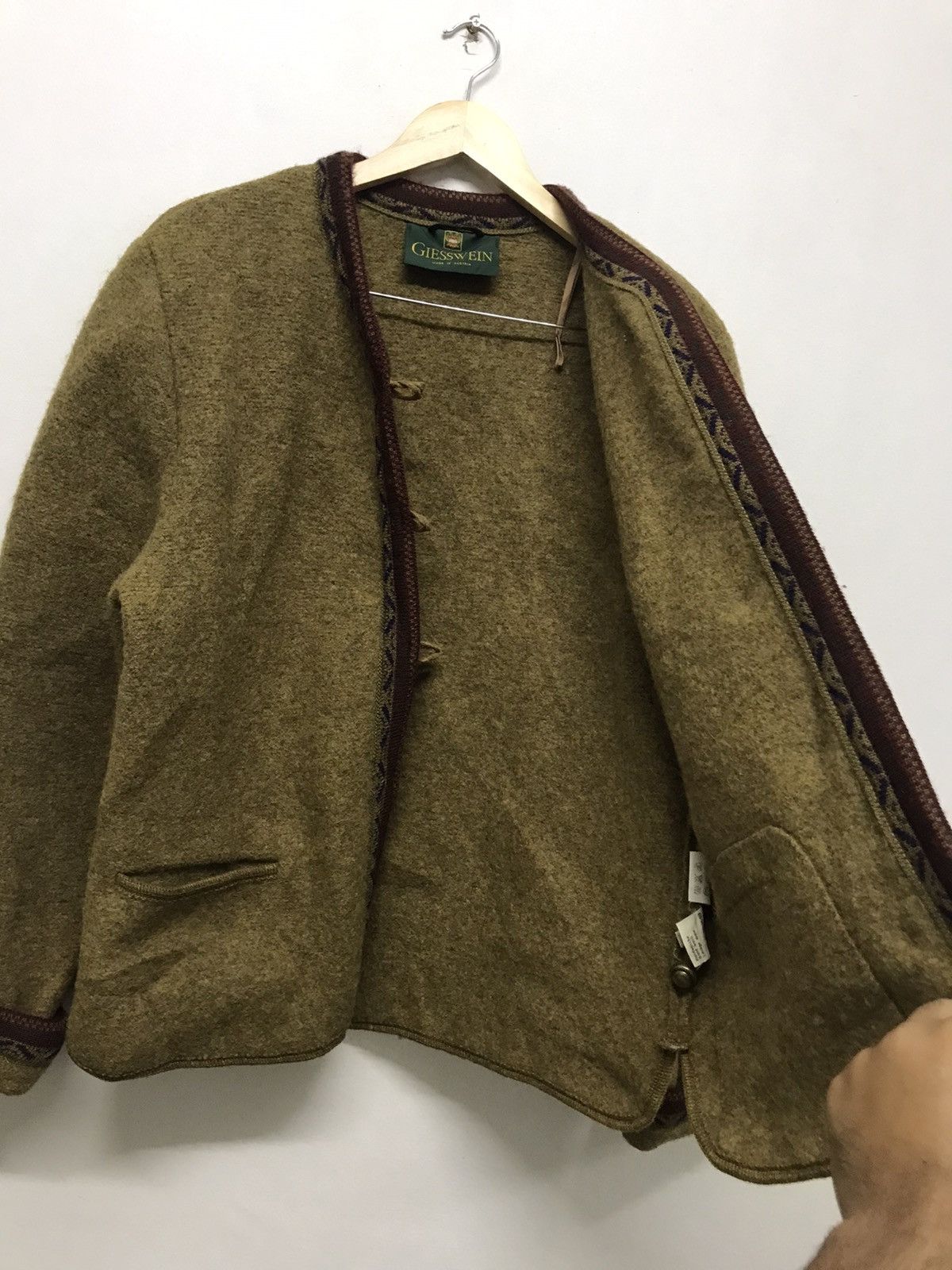 Aran Isles Knitwear Vintage Giesswein Wool Jacket Size US M / EU 48-50 / 2 - 18 Thumbnail