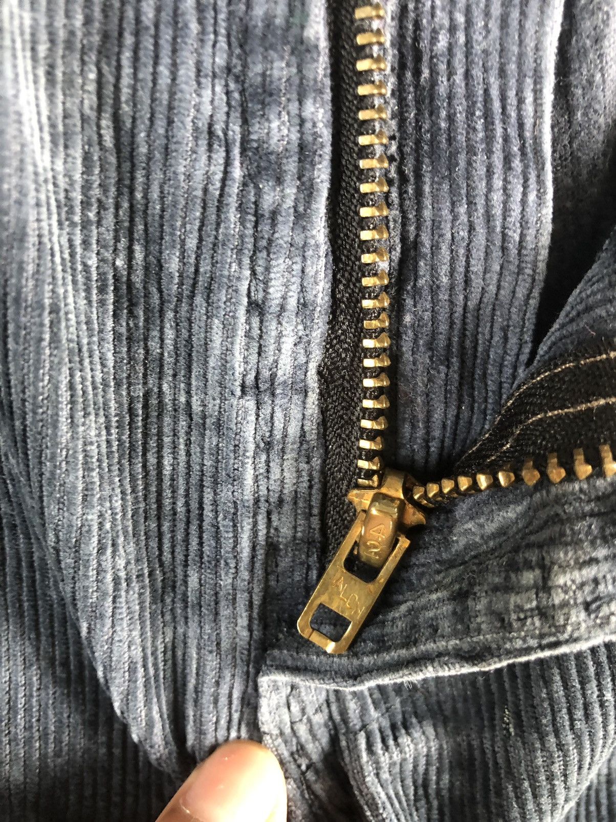 Levi's Vintage 80’s Levi’s Corduroy Pants 519 Size US 33 - 11 Thumbnail