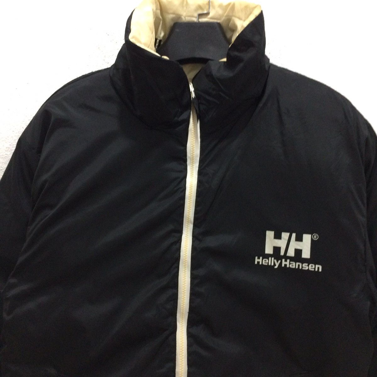 Helly Hansen Vintage Helly Hansen Big Logo Puffer Jacket Size US L / EU 52-54 / 3 - 4 Thumbnail
