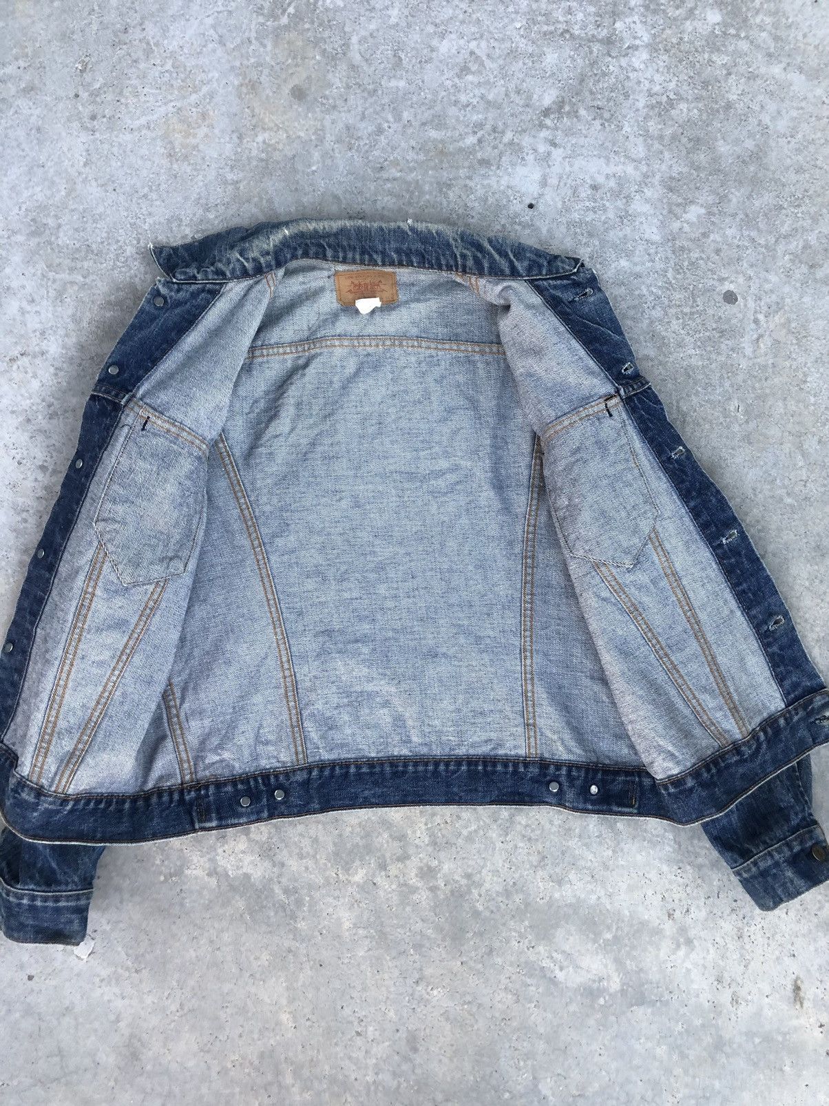 Levi's Denim Jacket 80’s Levi’s Distressed Size US L / EU 52-54 / 3 - 11 Thumbnail