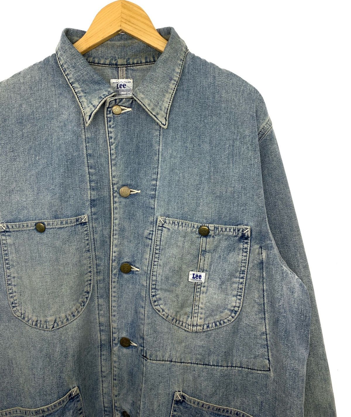 Lee × Vintage ☃️ Vintage 70s rips faded Lee Union Made worker denim jacket Size US M / EU 48-50 / 2 - 2 Thumbnail