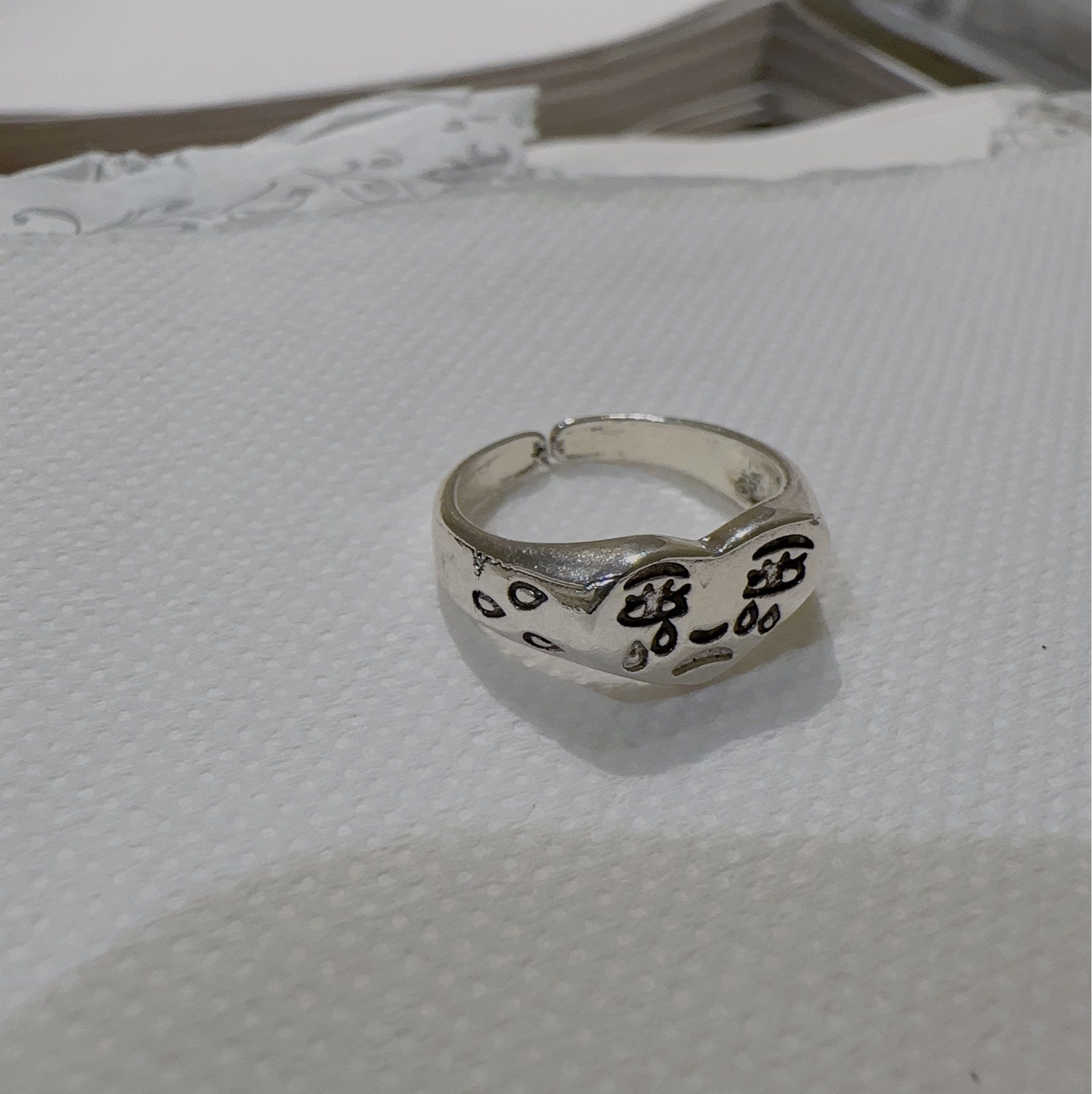 Jewelry Creative Cry Face Opening Ring Size ONE SIZE - 5 Thumbnail