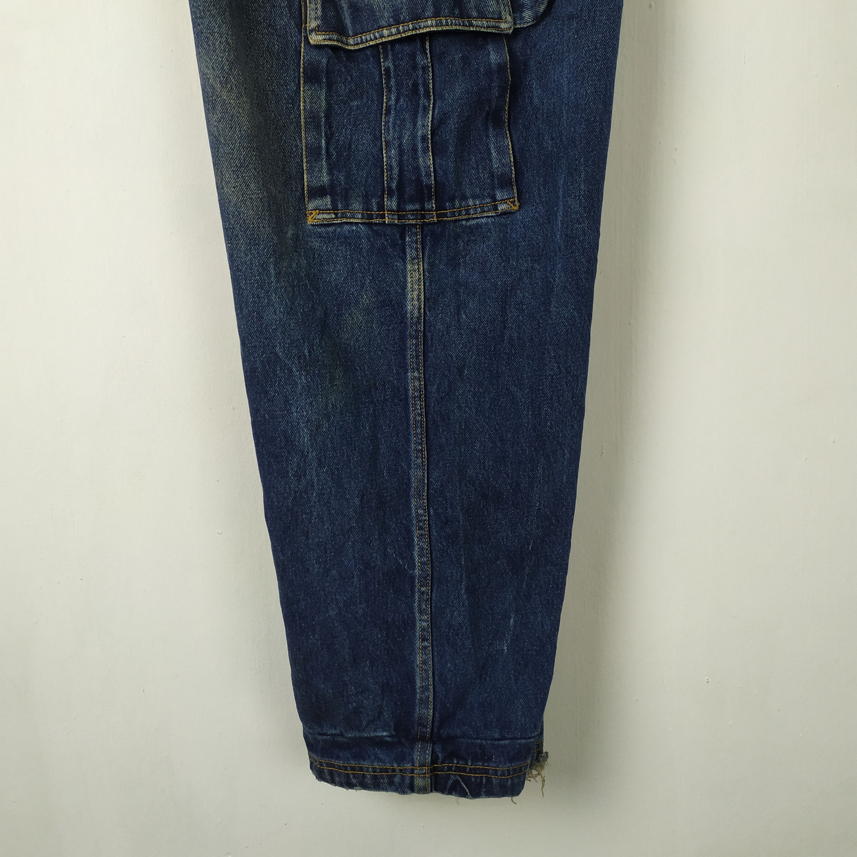 Fubu × Jean VINTAGE FUBU FADED JEANS DENIM CARGO PANTS/TACTICAL PANTS Size US 38 / EU 54 - 16 Thumbnail