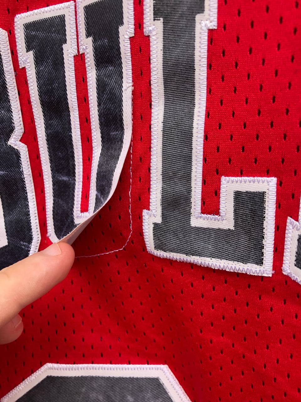 NBA × Nike × Vintage Chicago Bulls Nike Vintage NBA 90s #23 Jordan Jersey Size US M / EU 48-50 / 2 - 7 Thumbnail