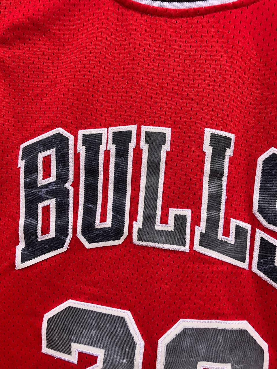NBA × Nike × Vintage Chicago Bulls Nike Vintage NBA 90s #23 Jordan Jersey Size US M / EU 48-50 / 2 - 5 Thumbnail
