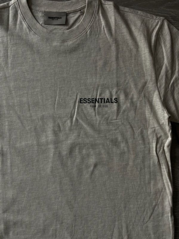 Essentials × FOG × Fear of God Fear of God Essentials Light Oatmeal T-Shirt Size US XL / EU 56 / 4 - 2 Thumbnail