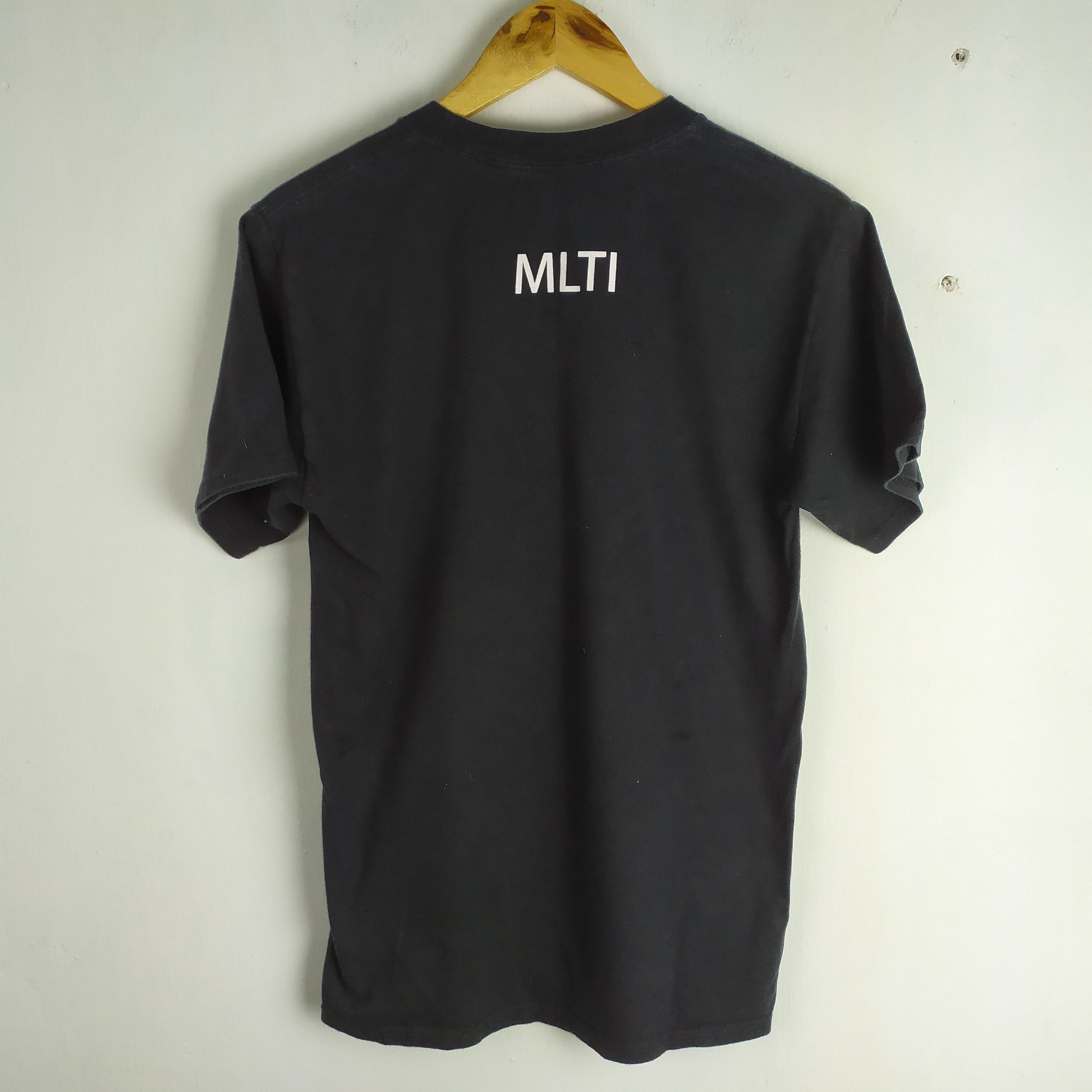 Apple × Vintage Best offer ❗Vintage Apple Black T-Shirt Size US S / EU 44-46 / 1 - 3 Thumbnail