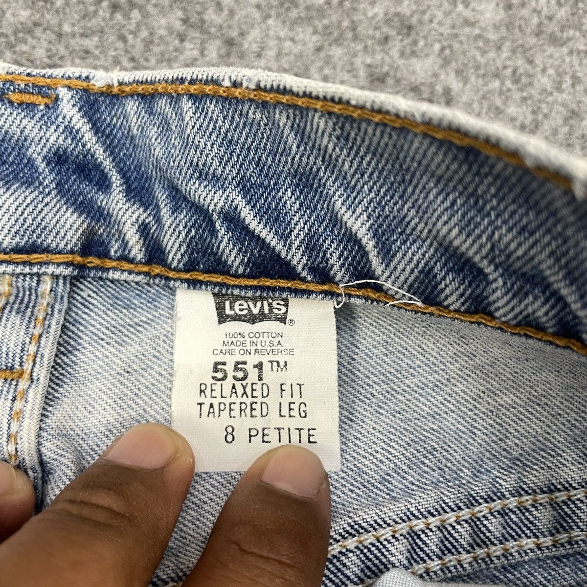 Levi's × Vintage Vintage Levi's 551 Distressed Light Wash - wc 264 Size US 28 / EU 44 - 8 Thumbnail