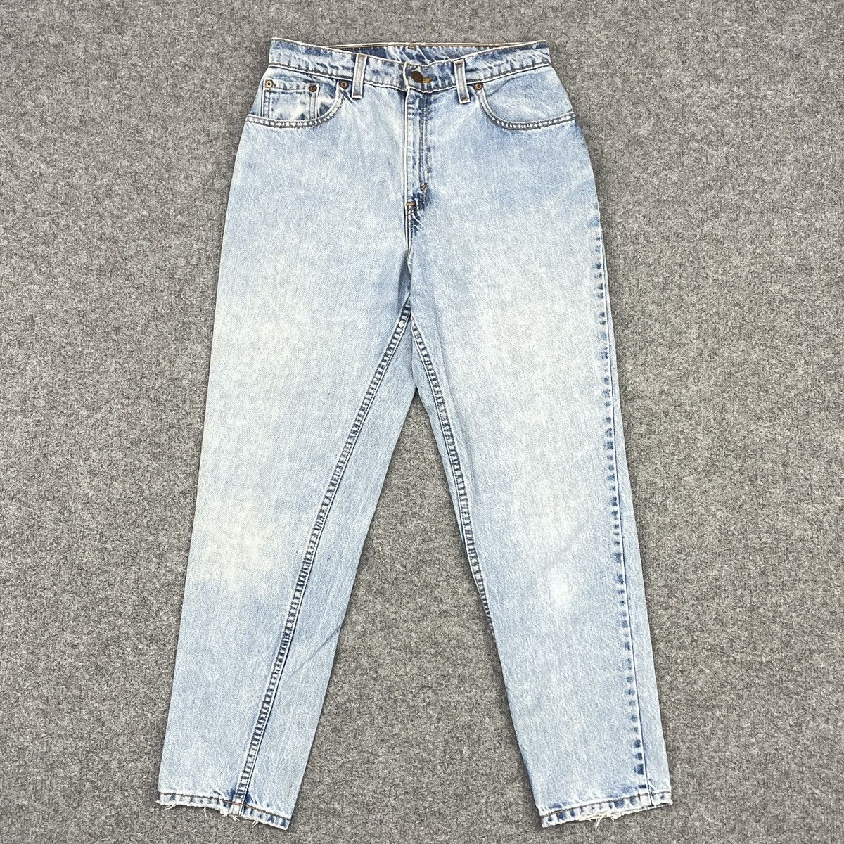 Levi's × Vintage Vintage Levi's 551 Distressed Light Wash - wc 264 Size US 28 / EU 44 - 1 Thumbnail