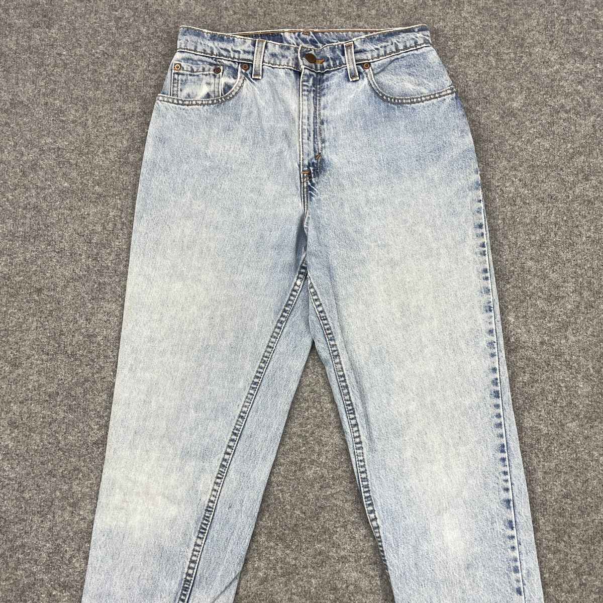 Levi's × Vintage Vintage Levi's 551 Distressed Light Wash - wc 264 Size US 28 / EU 44 - 4 Thumbnail