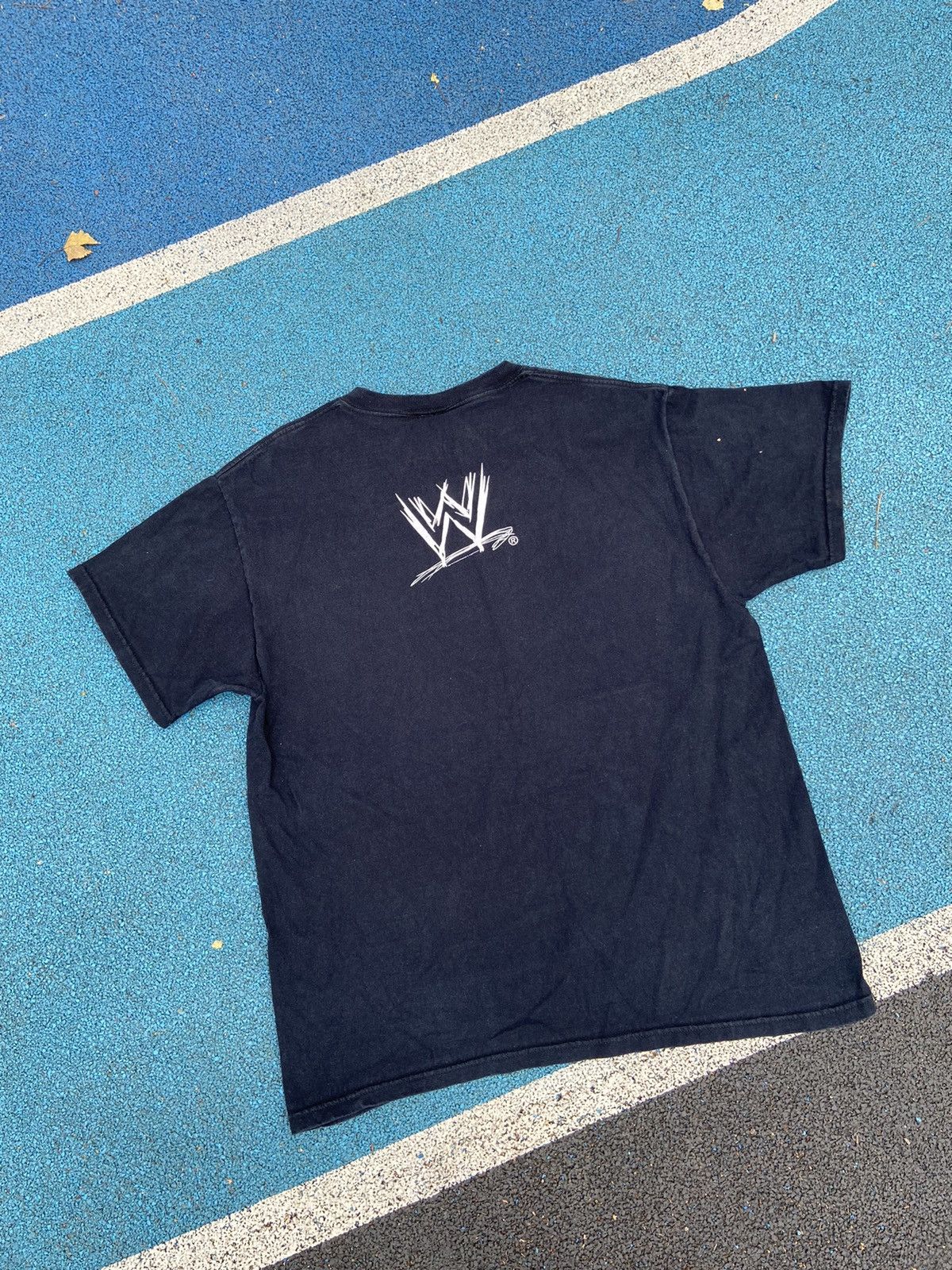 Vintage Vintage Undertaker WWE t shirt Size US L / EU 52-54 / 3 - 3 Thumbnail