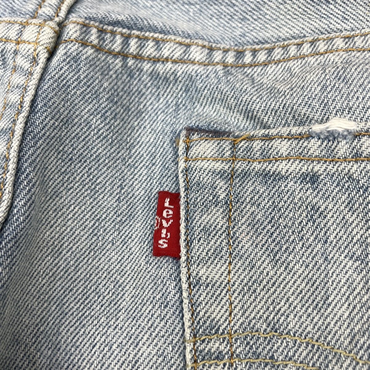 Levi's × Vintage Vintage levi's 501 Distressed Light Wash -wc 245 Size US 34 / EU 50 - 12 Thumbnail