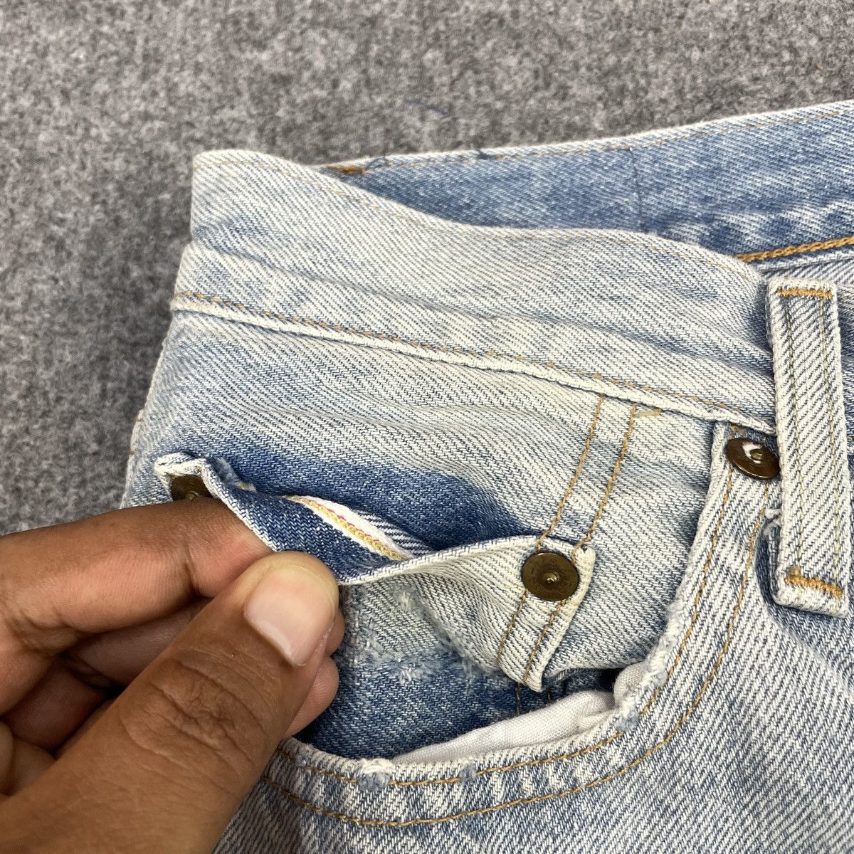 Levi's × Vintage Vintage levi's 501 Distressed Light Wash -wc 245 Size US 34 / EU 50 - 8 Thumbnail