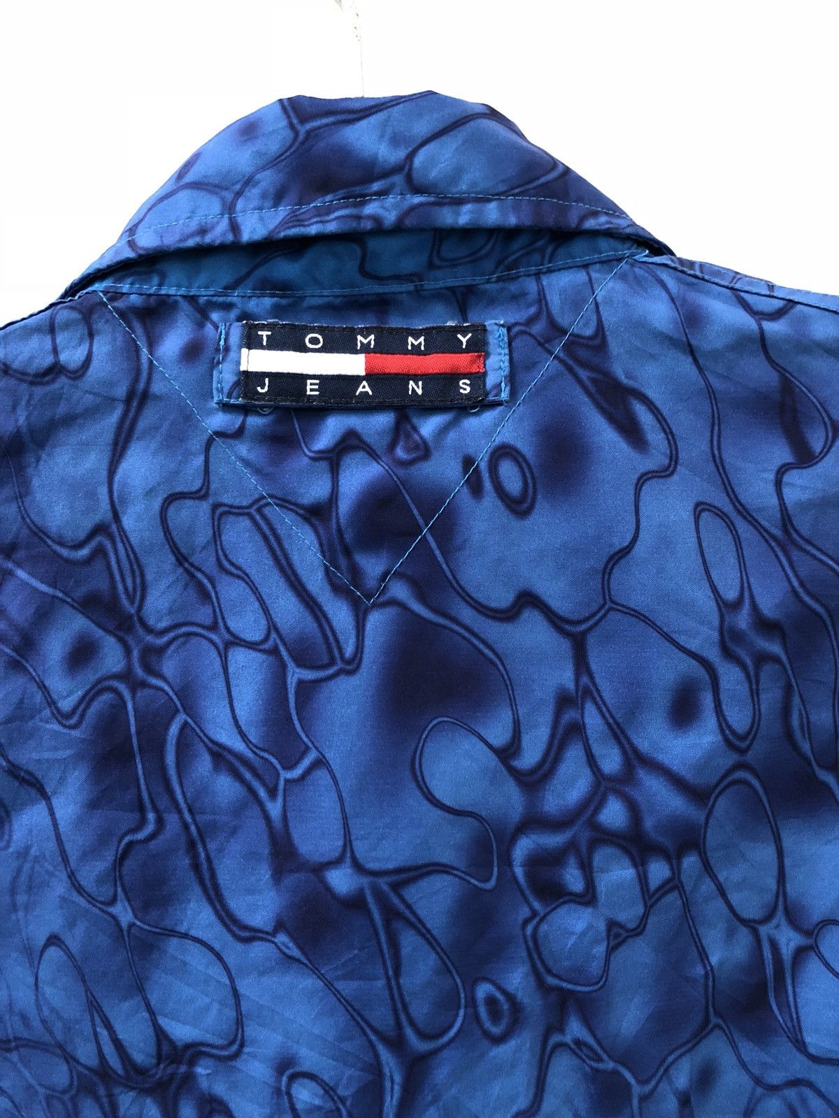 Tommy Hilfiger 90s TH Tommy Jeans Blue Flame 🔥 Style Oversize Shirt Size US L / EU 52-54 / 3 - 7 Thumbnail