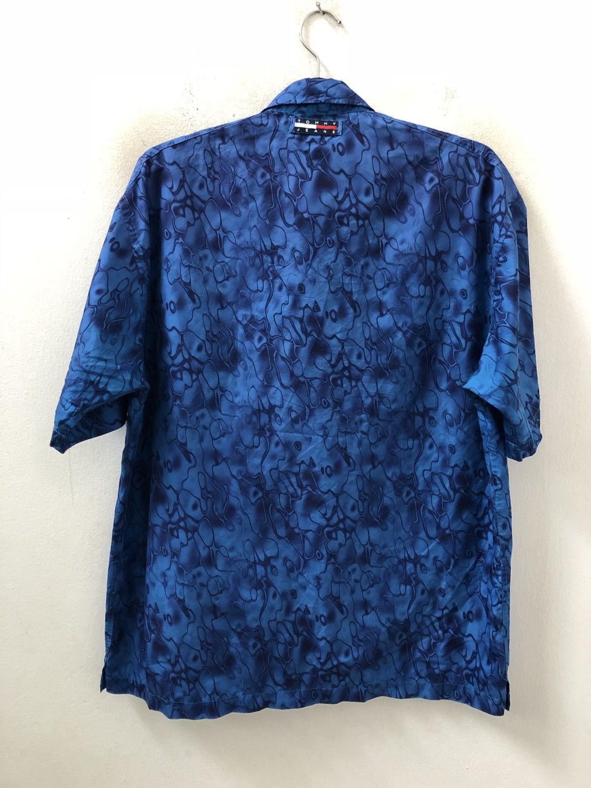 Tommy Hilfiger 90s TH Tommy Jeans Blue Flame 🔥 Style Oversize Shirt Size US L / EU 52-54 / 3 - 6 Thumbnail