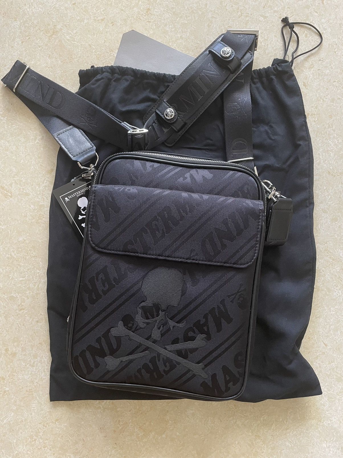 image of Mastermind Japan Shoulder Bag in Black, Men's