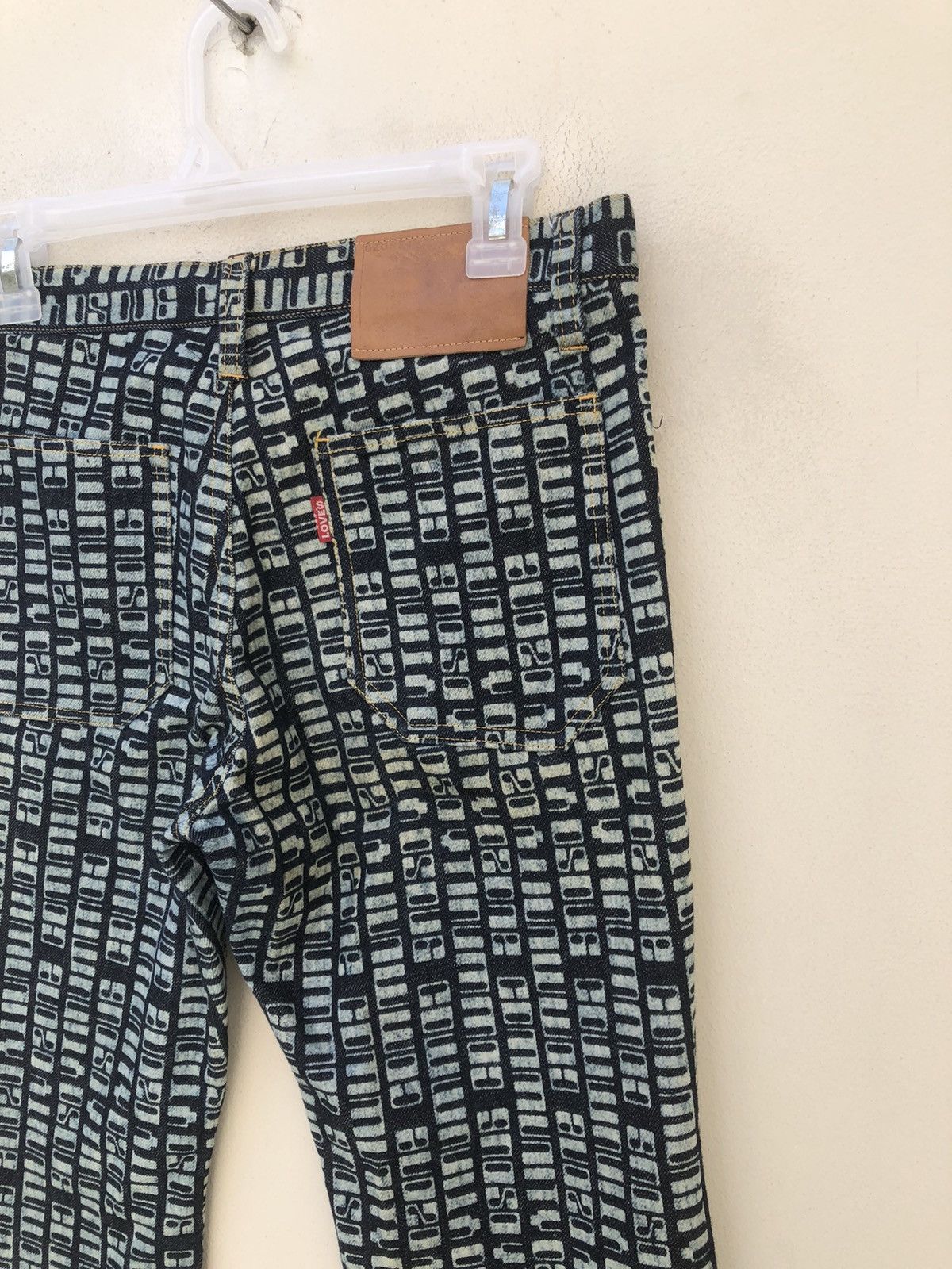 Vintage Vintage Ozone Community Japan All Printed Denim Flare Pant Size US 29 - 20 Thumbnail