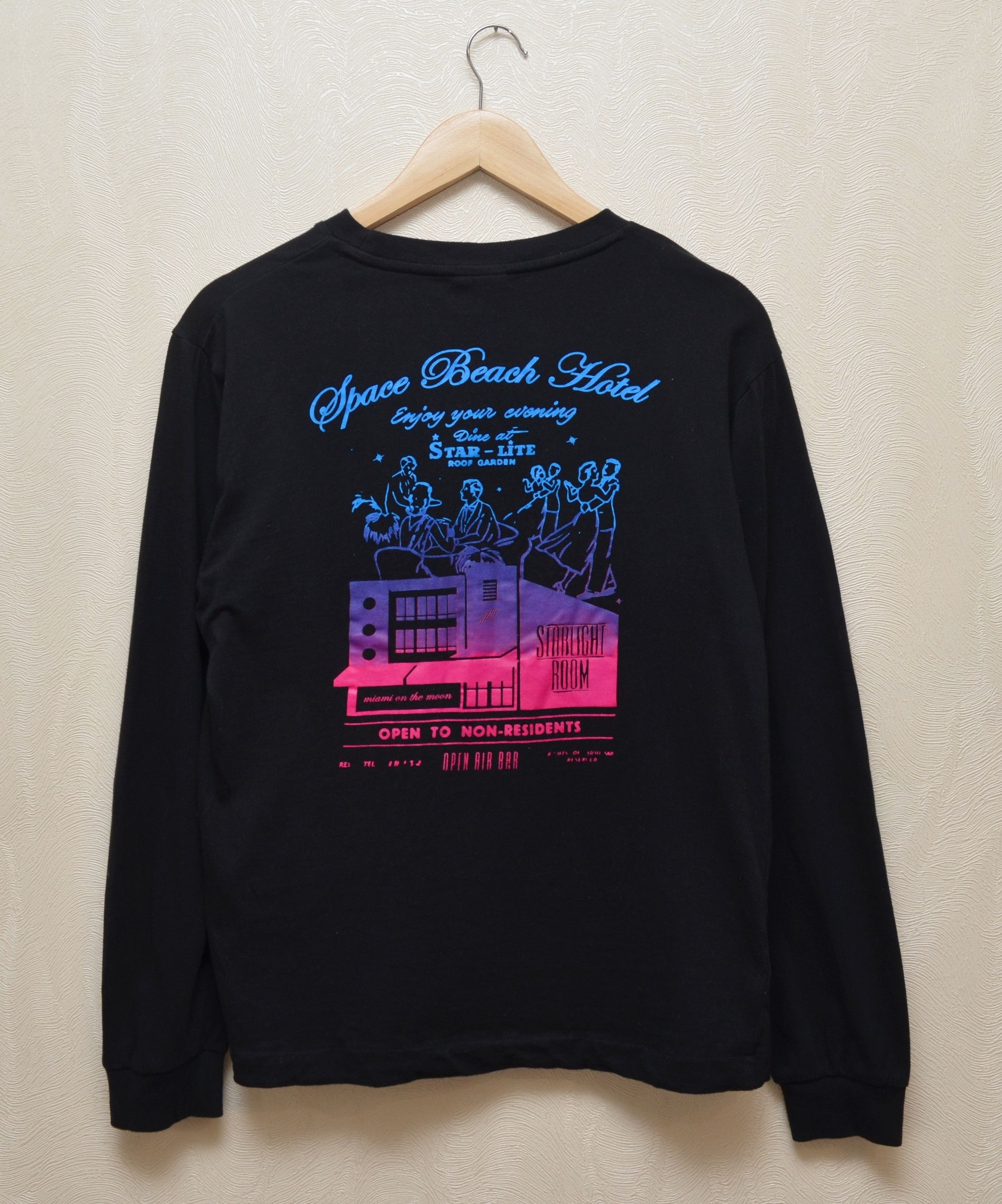 Billionaire Boys Club Billionaire Boys Club Space Beach Hotel Big Logo Longsleeve Size US S / EU 44-46 / 1 - 1 Thumbnail