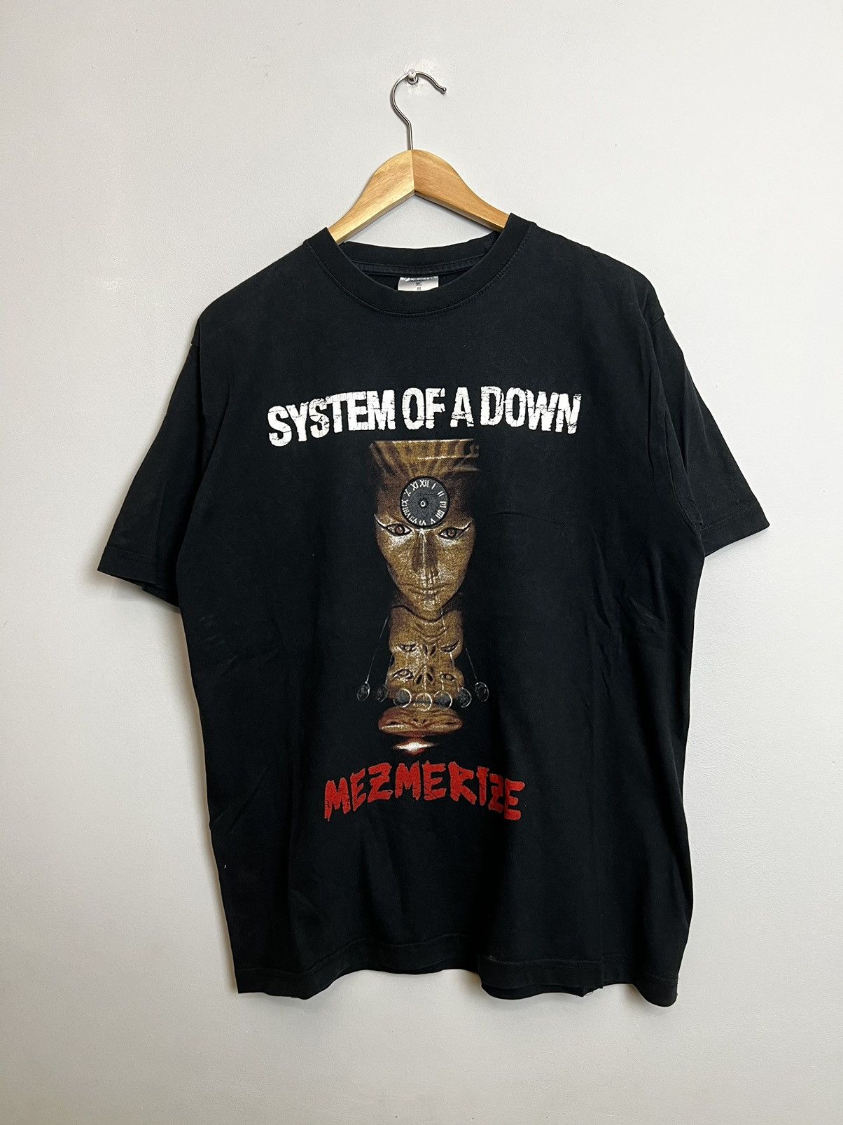 Band Tees Vintage 00s System of A Down Mezmerize Nu Metal Band Tee Size US L / EU 52-54 / 3 - 1 Thumbnail