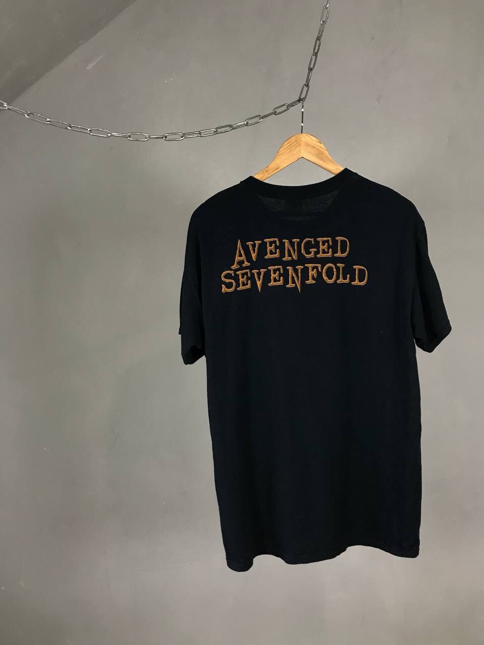 Band Tees Avenged Sevenfold Hail of the King 2013 vintage band tee Size US L / EU 52-54 / 3 - 7 Thumbnail