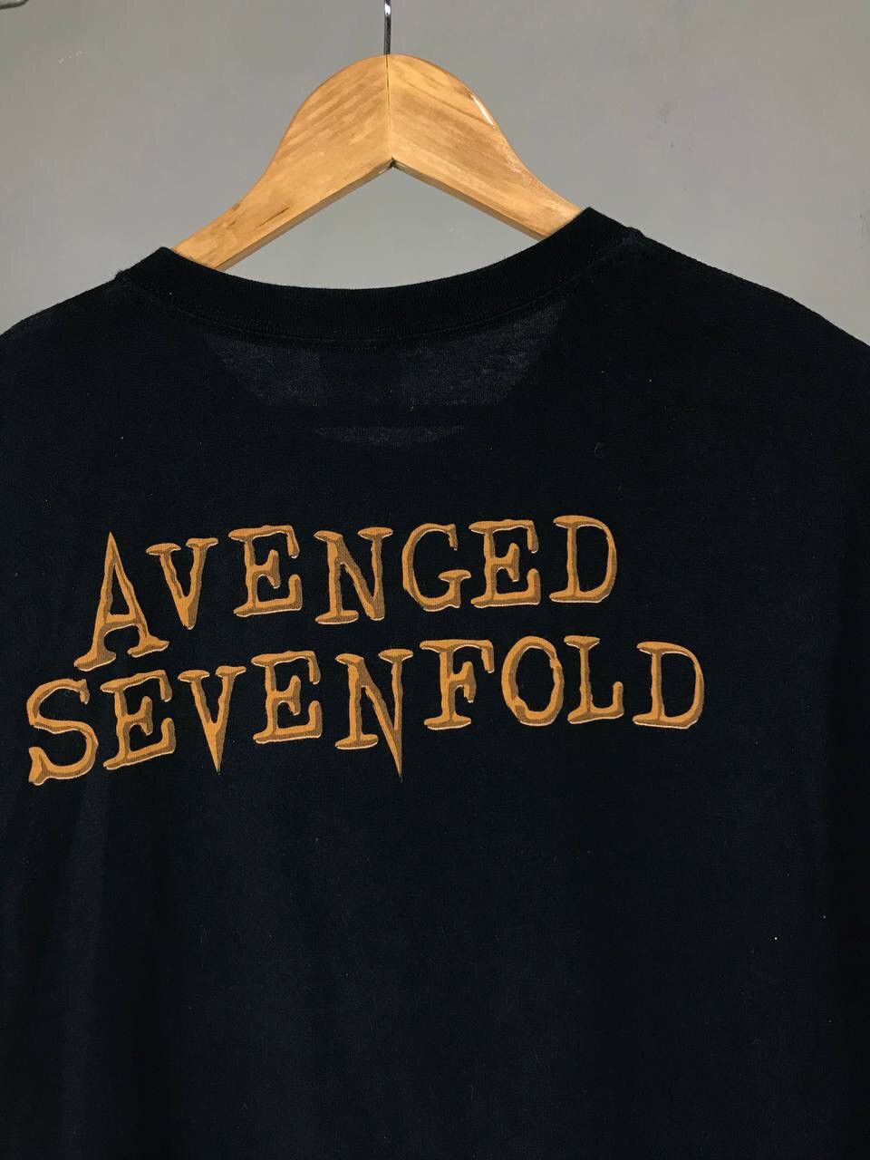 Band Tees Avenged Sevenfold Hail of the King 2013 vintage band tee Size US L / EU 52-54 / 3 - 8 Thumbnail
