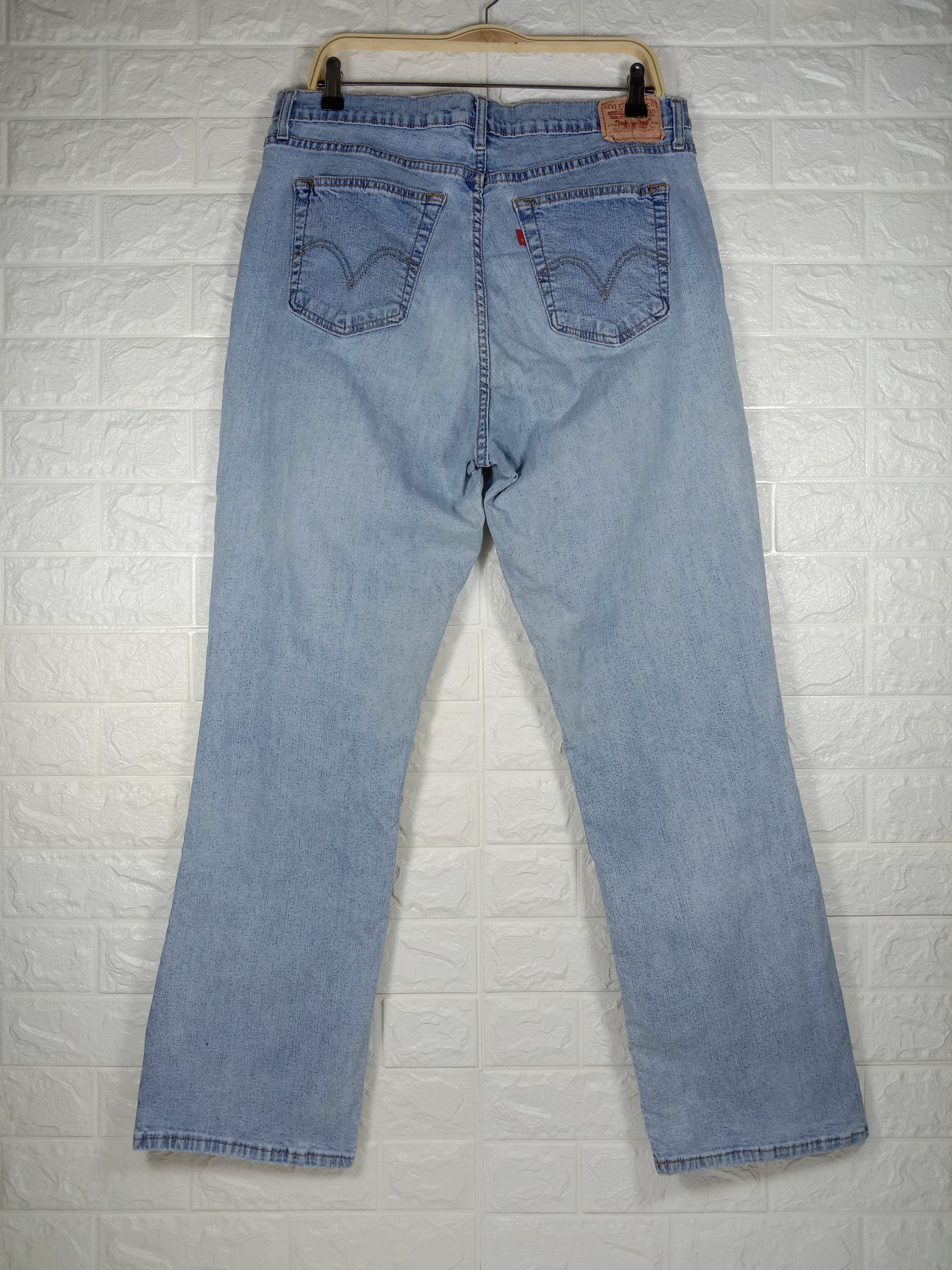 Levi's Vintage Levi's 550 Flare Jeans Light Wash Denim Size 34" / US 12 / IT 48 - 5 Thumbnail