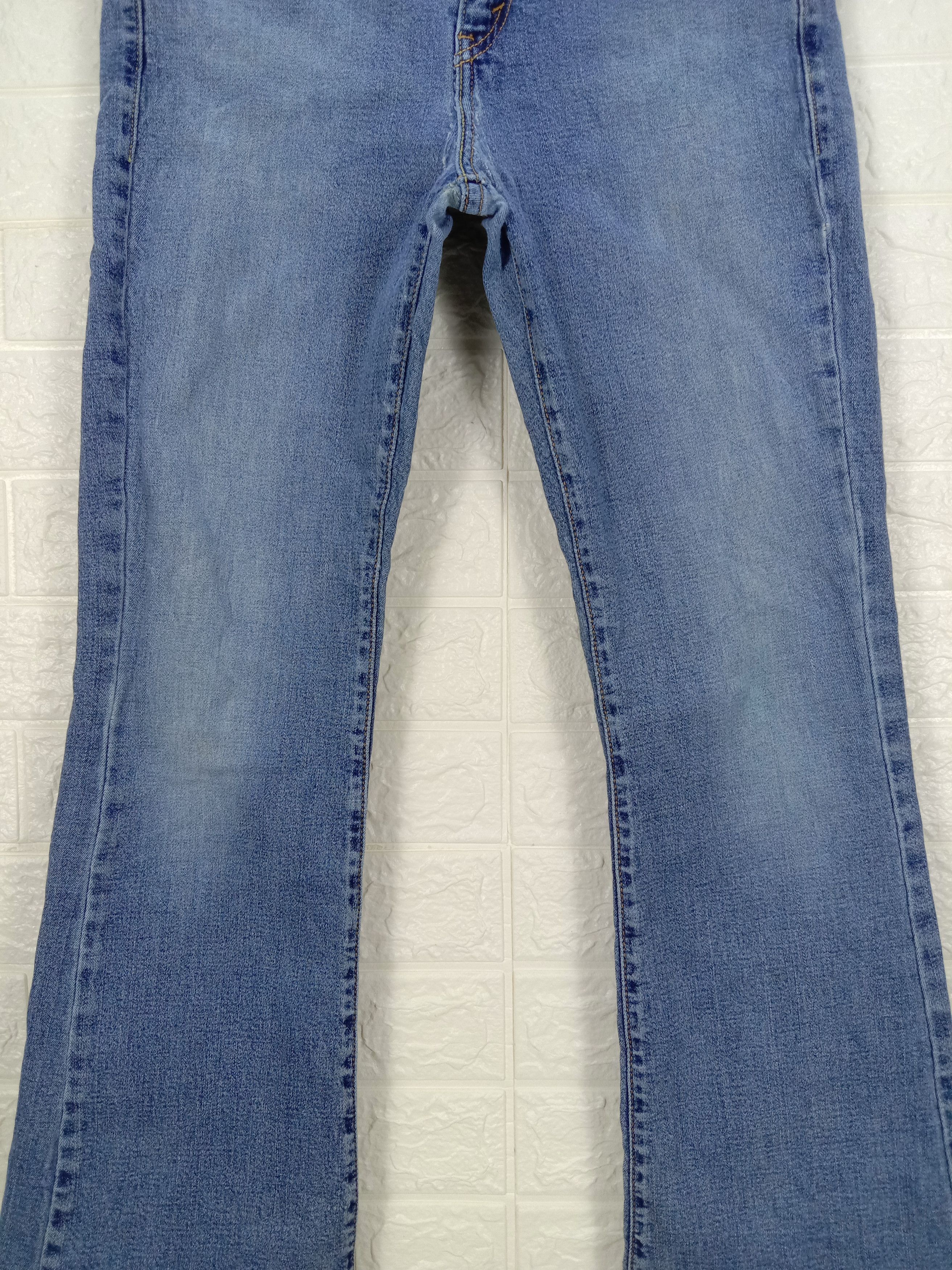 Levi's Vintage Levi's 519 Flare Jeans Blue Wash Denim Size 28" / US 6 / IT 42 - 3 Thumbnail