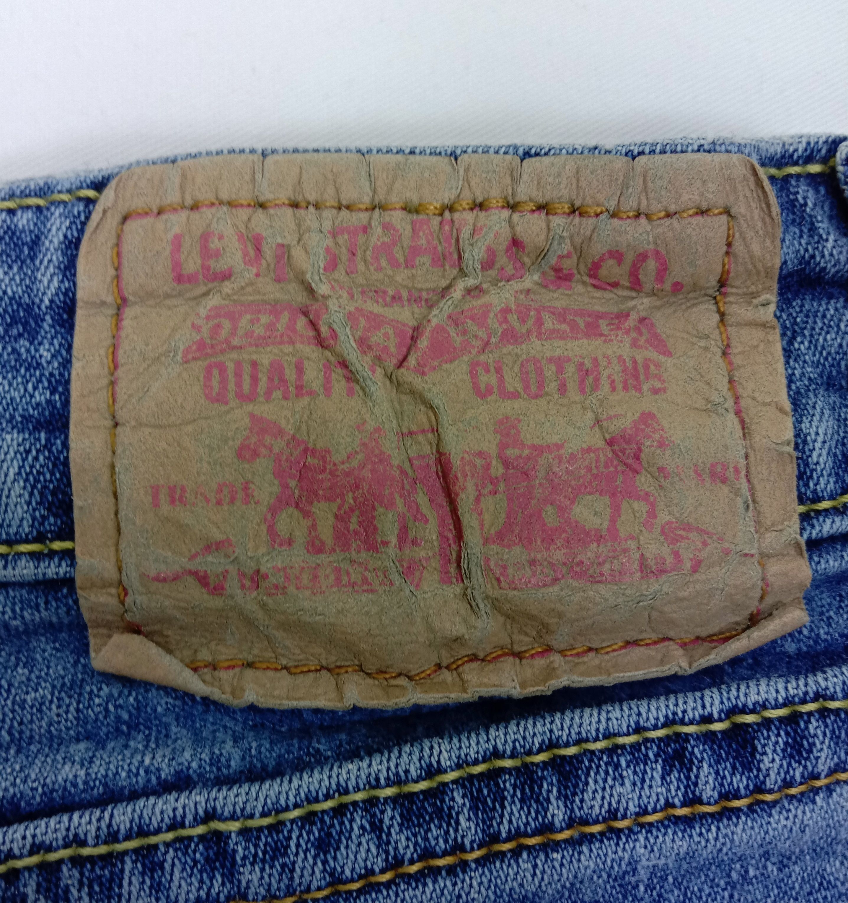 Levi's Vintage Levi's 519 Flare Jeans Blue Wash Denim Size 28" / US 6 / IT 42 - 17 Thumbnail