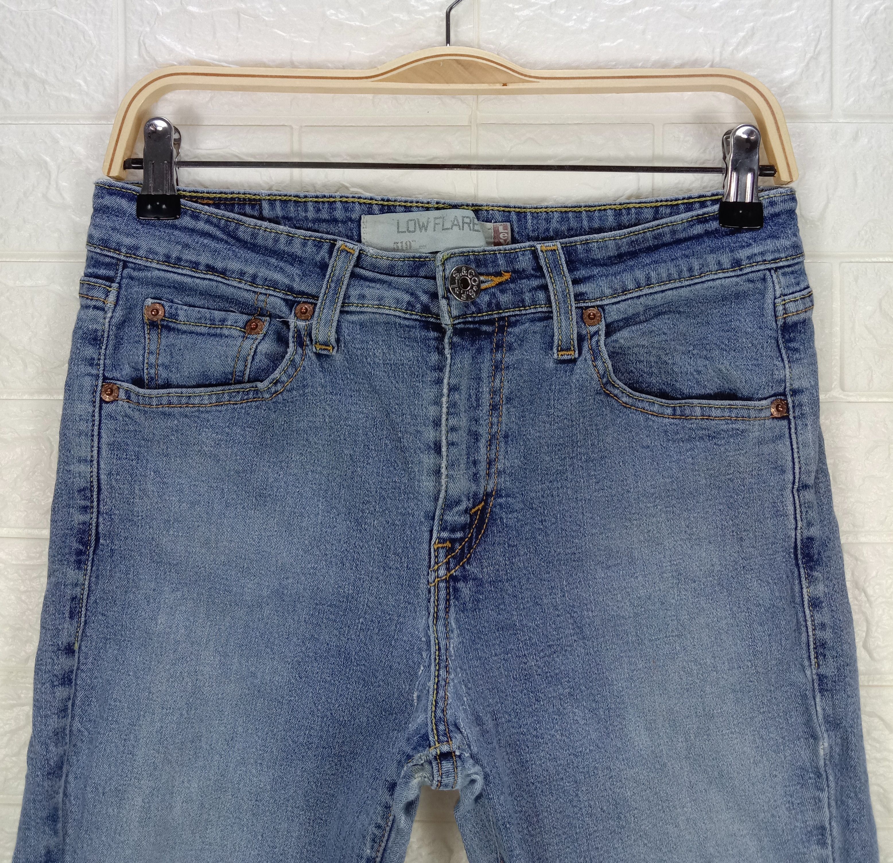 Levi's Vintage Levi's 519 Flare Jeans Blue Wash Denim Size 28" / US 6 / IT 42 - 2 Thumbnail