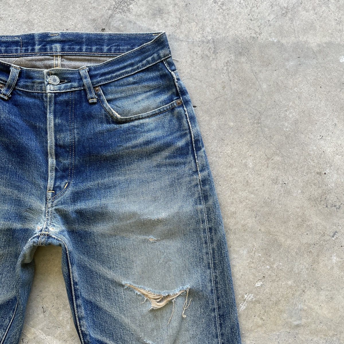 Blue Blue Japan Vtg Iron HR Market X Blue Blue Japan Faded Selvedge Jeans Size US 29 - 4 Thumbnail