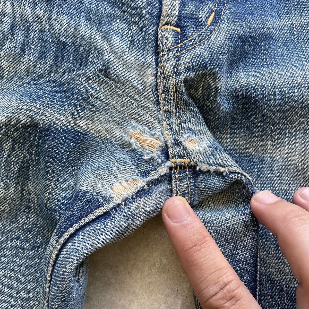 Blue Blue Japan Vtg Iron HR Market X Blue Blue Japan Faded Selvedge Jeans Size US 29 - 6 Thumbnail
