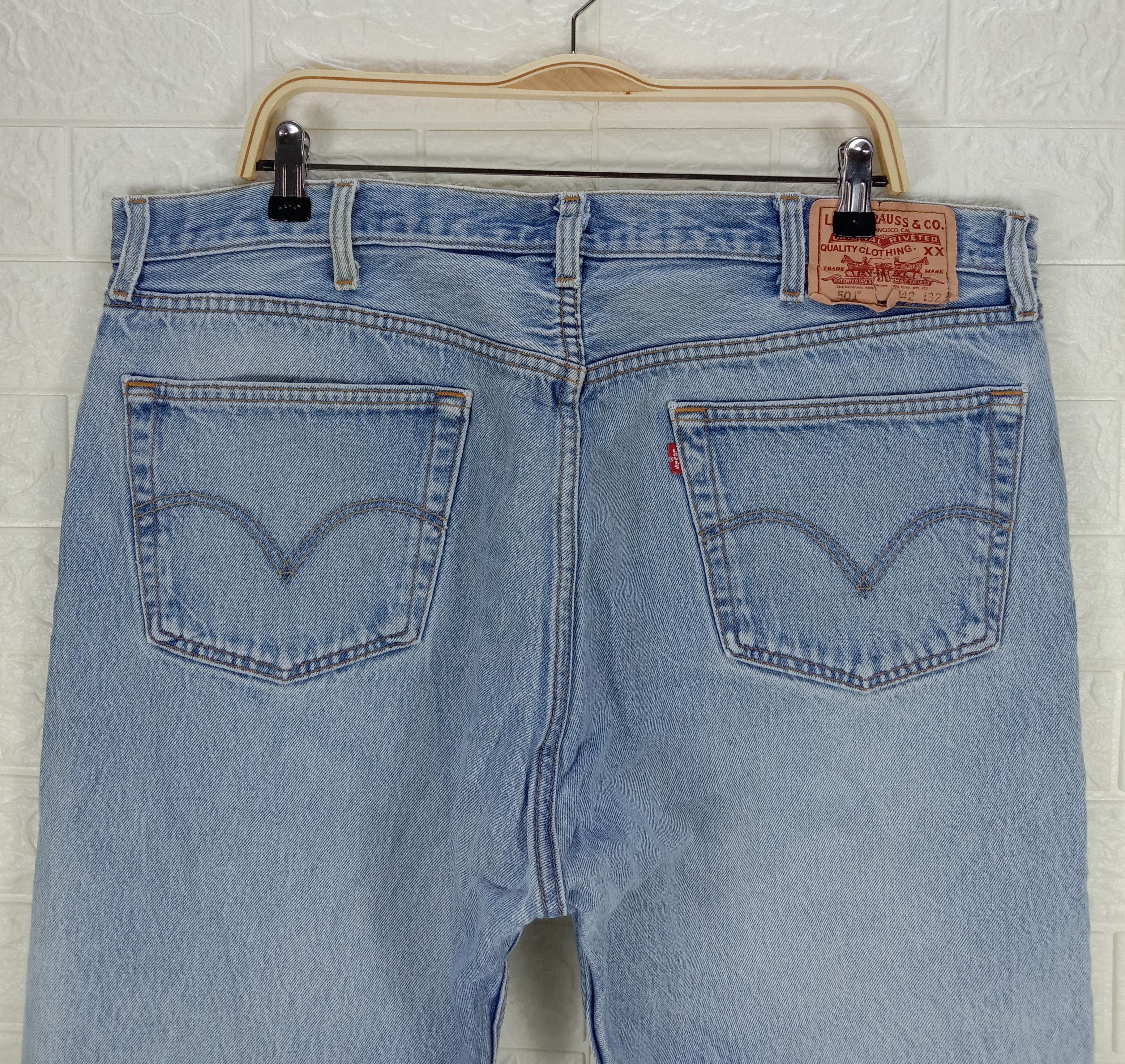 Levi's Vintage Levi's 501 Jeans Light Wash Distressed Denim Size US 40 / EU 56 - 6 Thumbnail