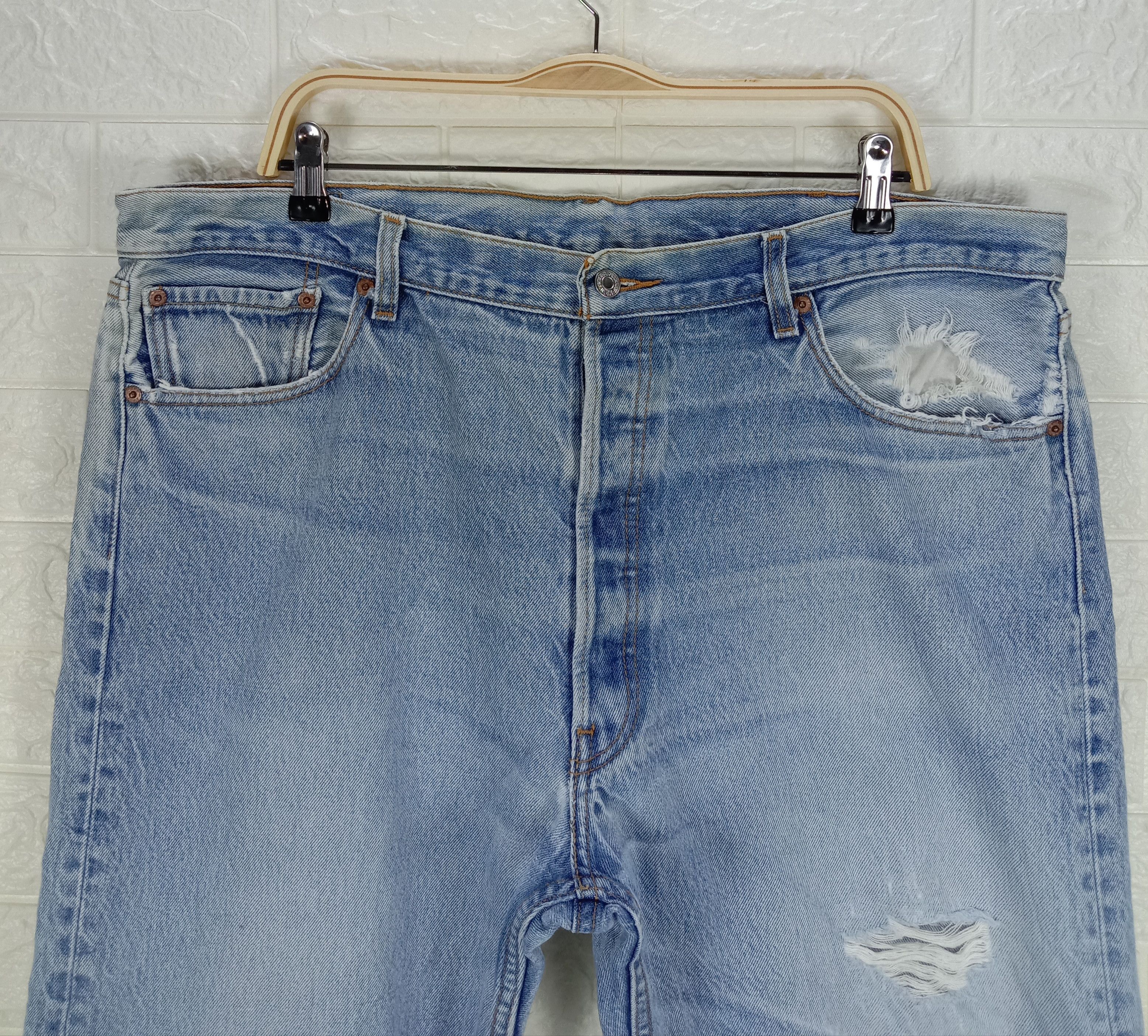 Levi's Vintage Levi's 501 Jeans Light Wash Distressed Denim Size US 40 / EU 56 - 2 Thumbnail