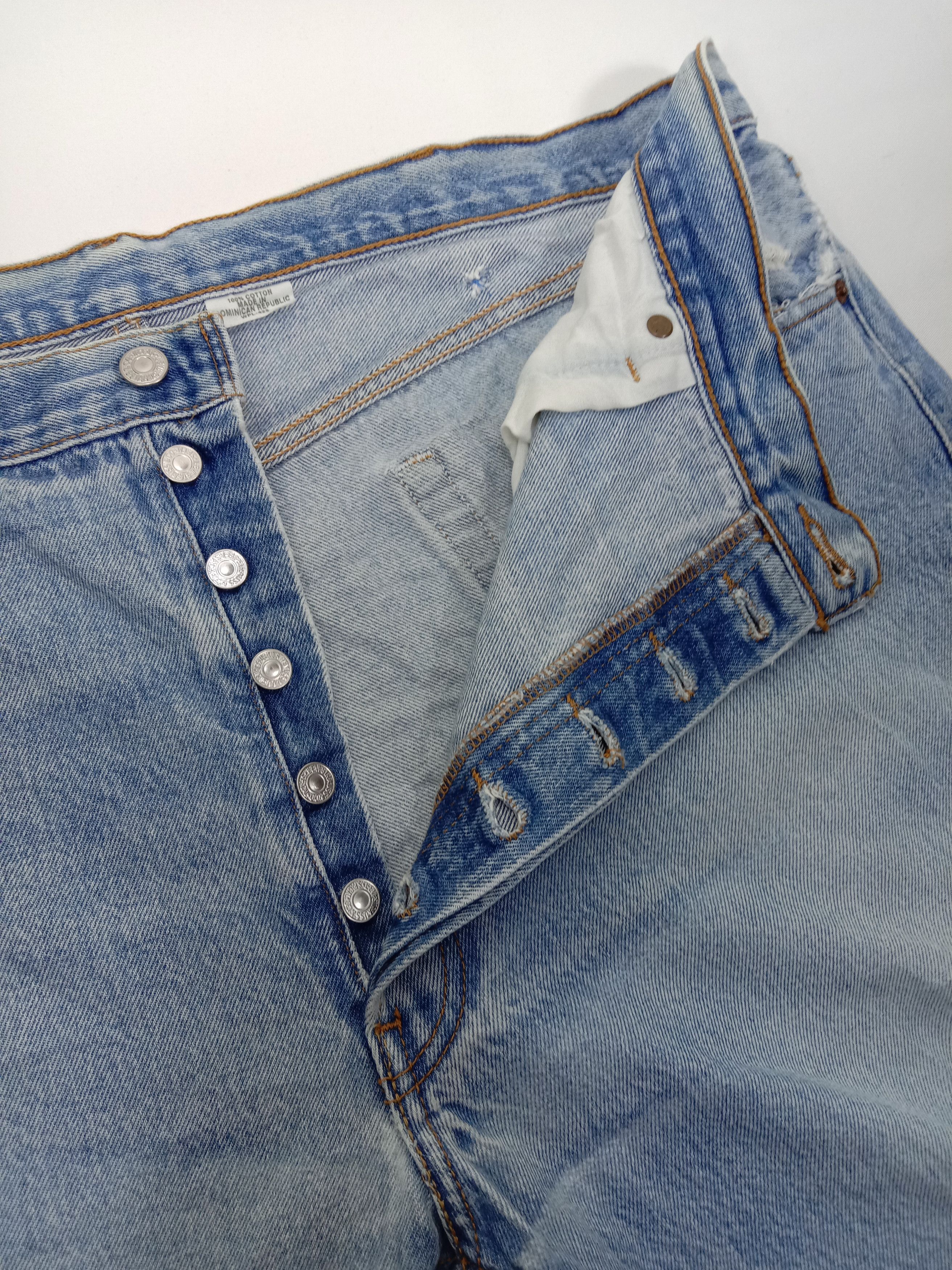 Levi's Vintage Levi's 501 Jeans Light Wash Distressed Denim Size US 40 / EU 56 - 9 Thumbnail