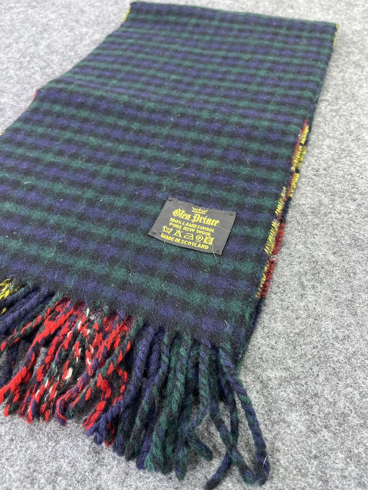 Vintage Glen Prince Scarf / Muffler /Neckwear T294